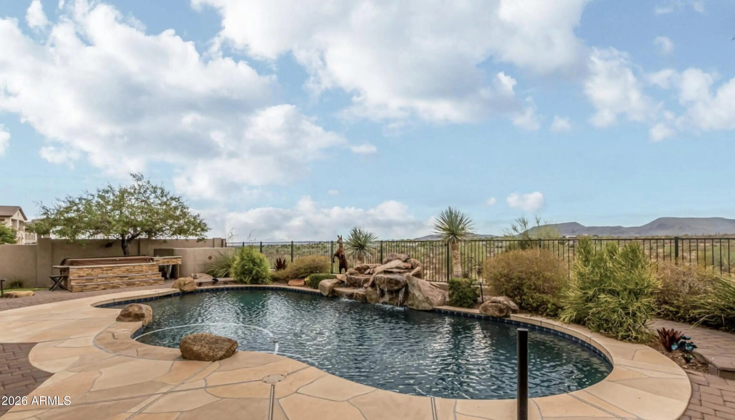 Photo of Listing #6991882