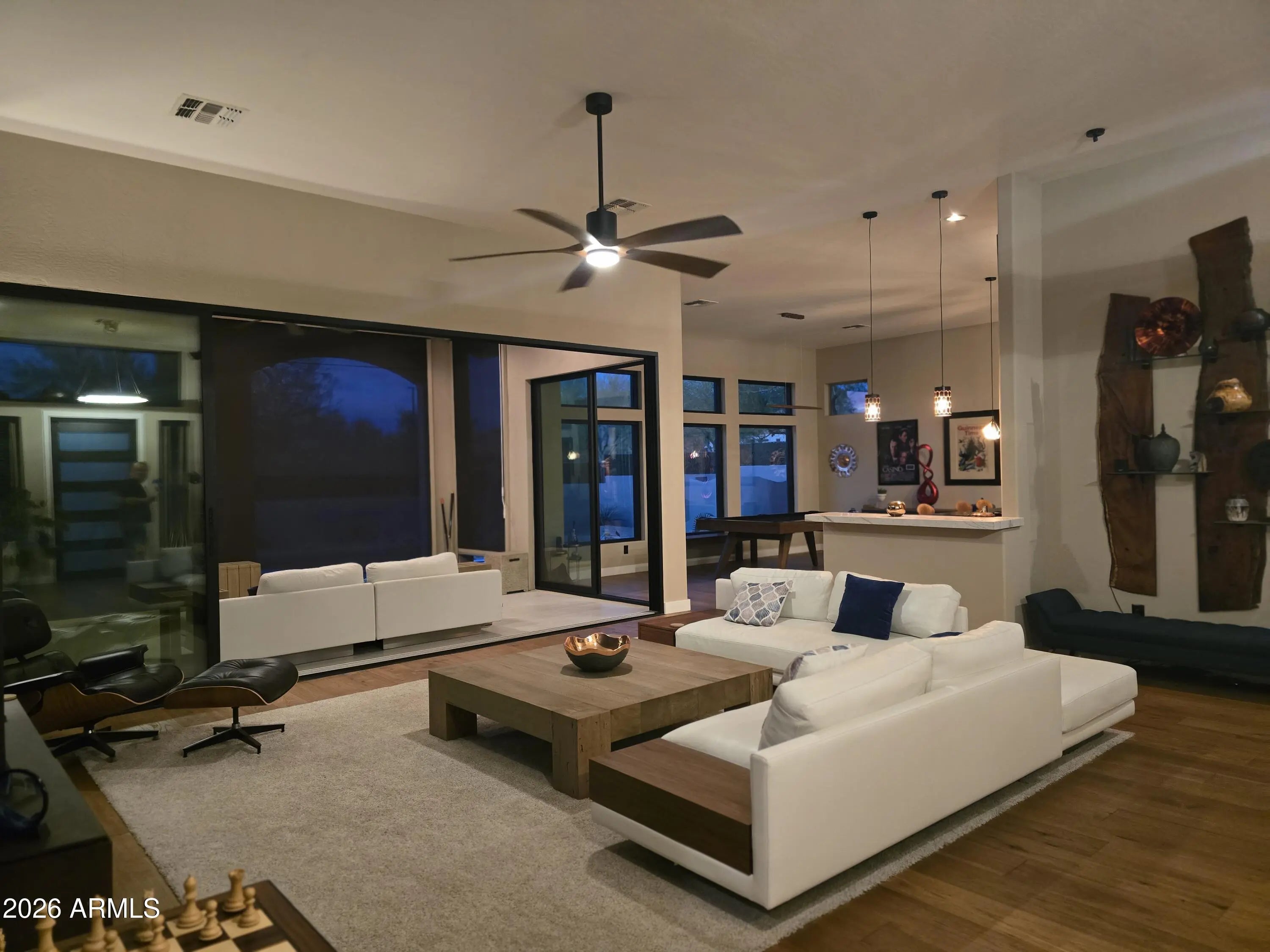 Photo of Listing #6992495