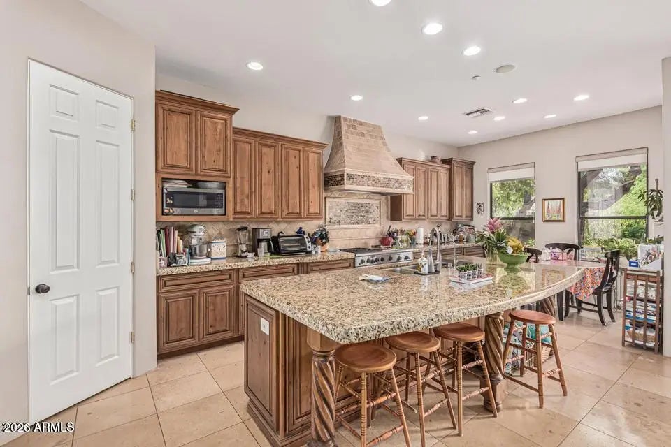 Photo of Listing #6992356