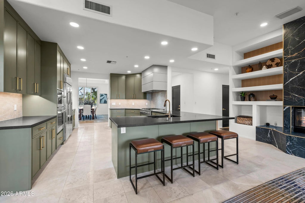 10930 E Quarry Trail, Scottsdale