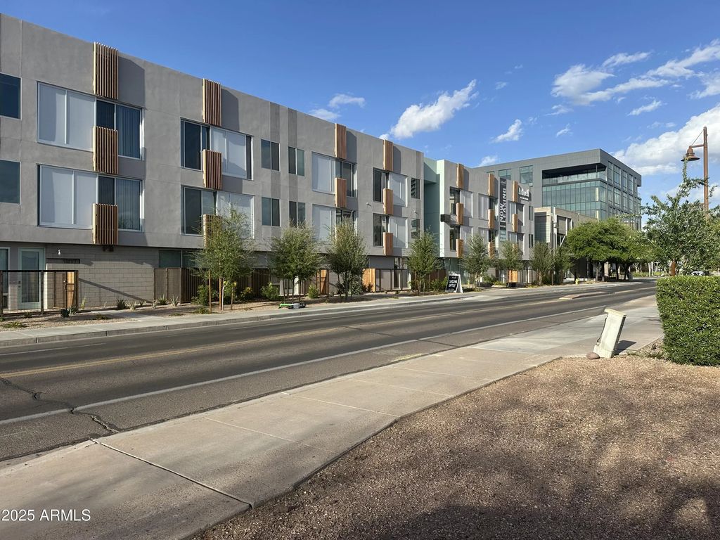 421 W 5th Street, Tempe