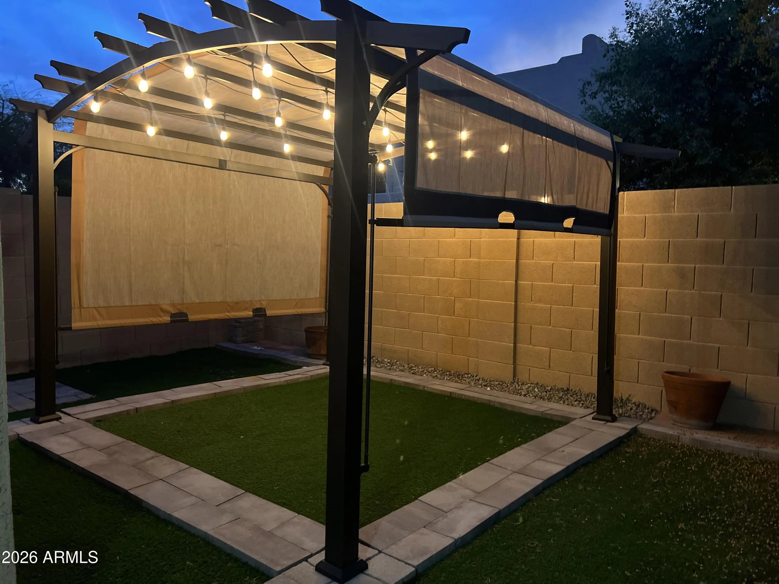 Photo of Listing #6993426