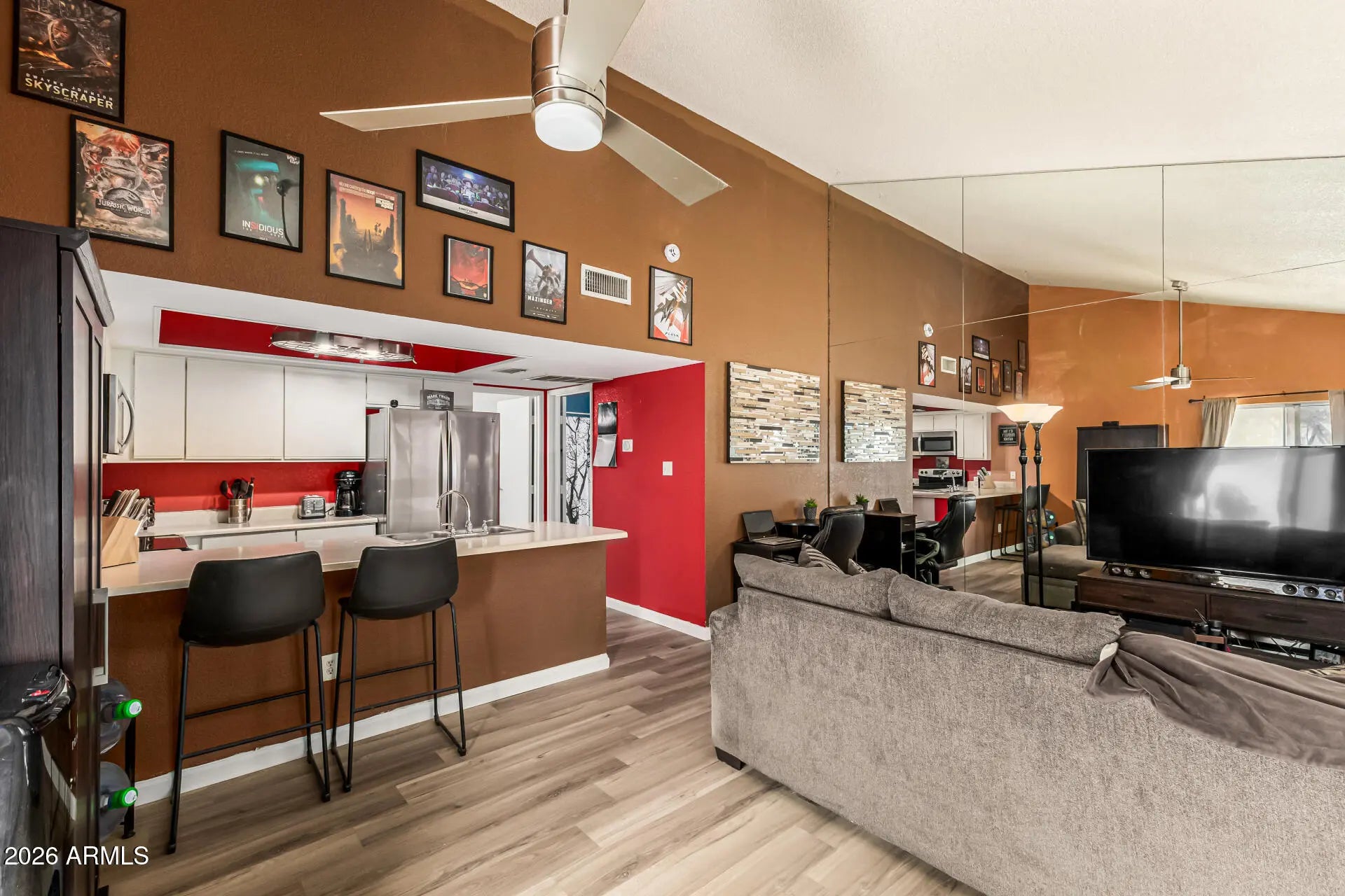 Photo of Listing #6992750