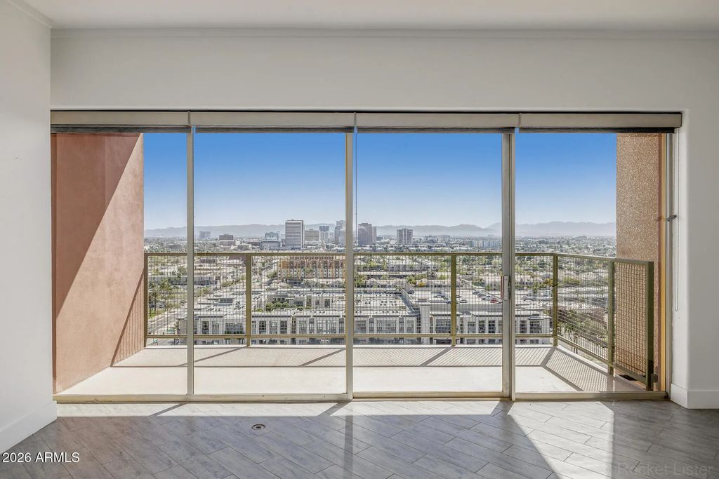 4750 N Central Avenue (unit E16), Phoenix