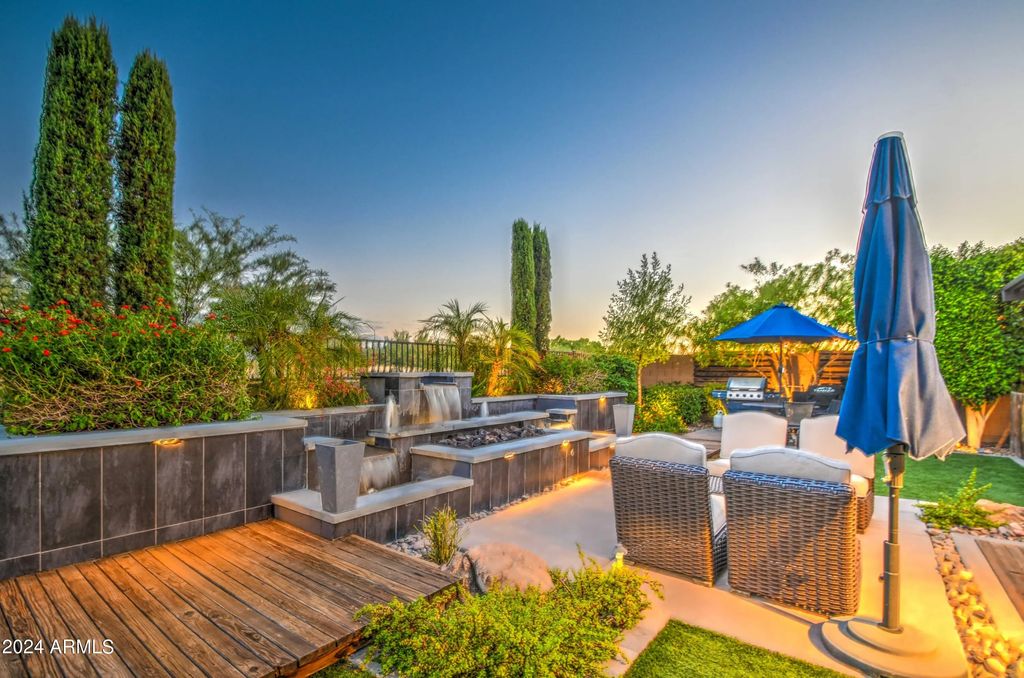 3697 E Blue Spruce Lane, Gilbert