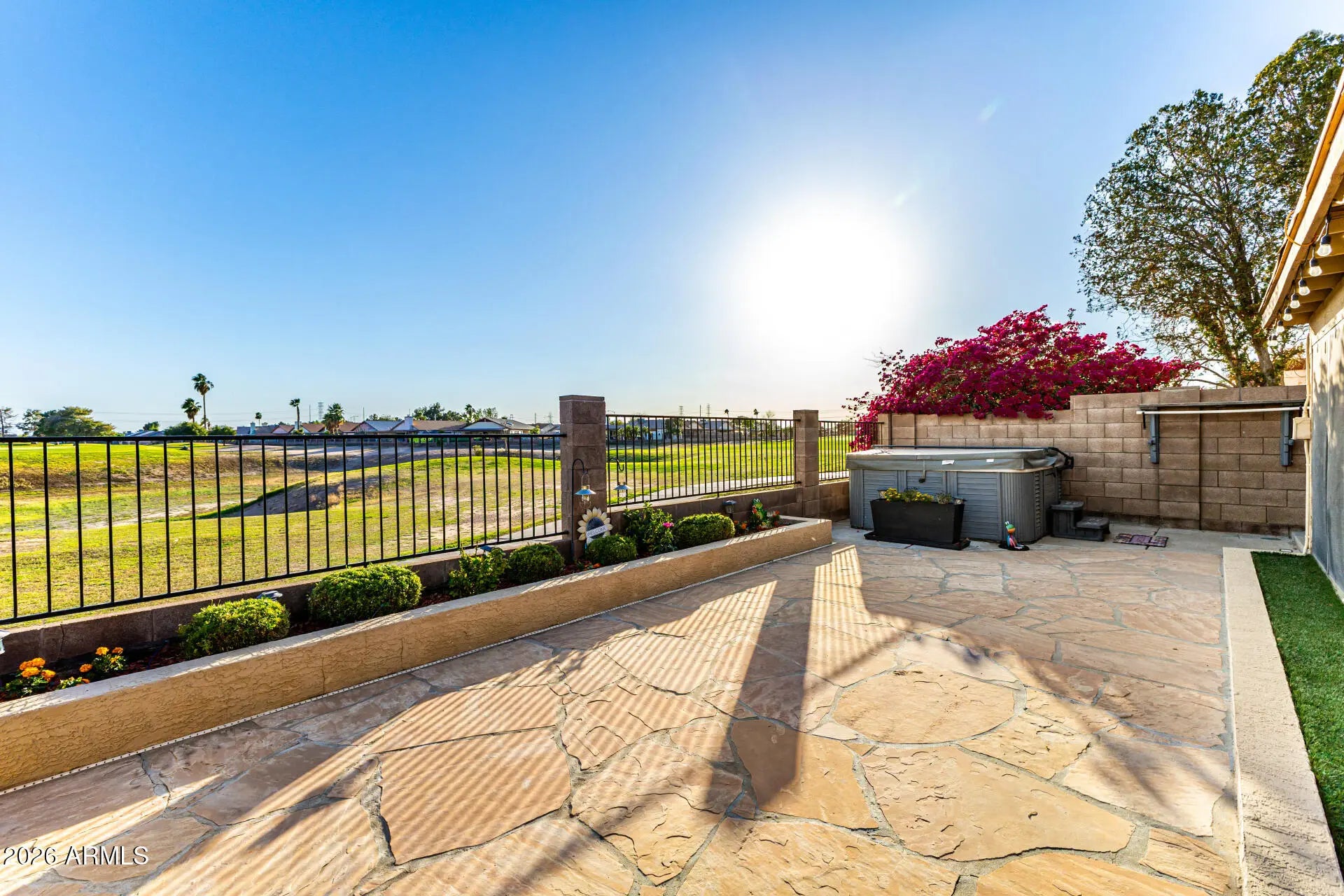 Photo of Listing #6994638