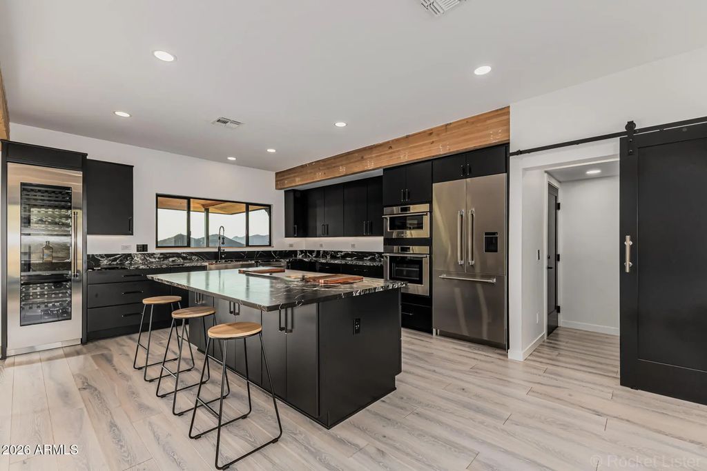 6111 E Victoria Drive, Cave Creek