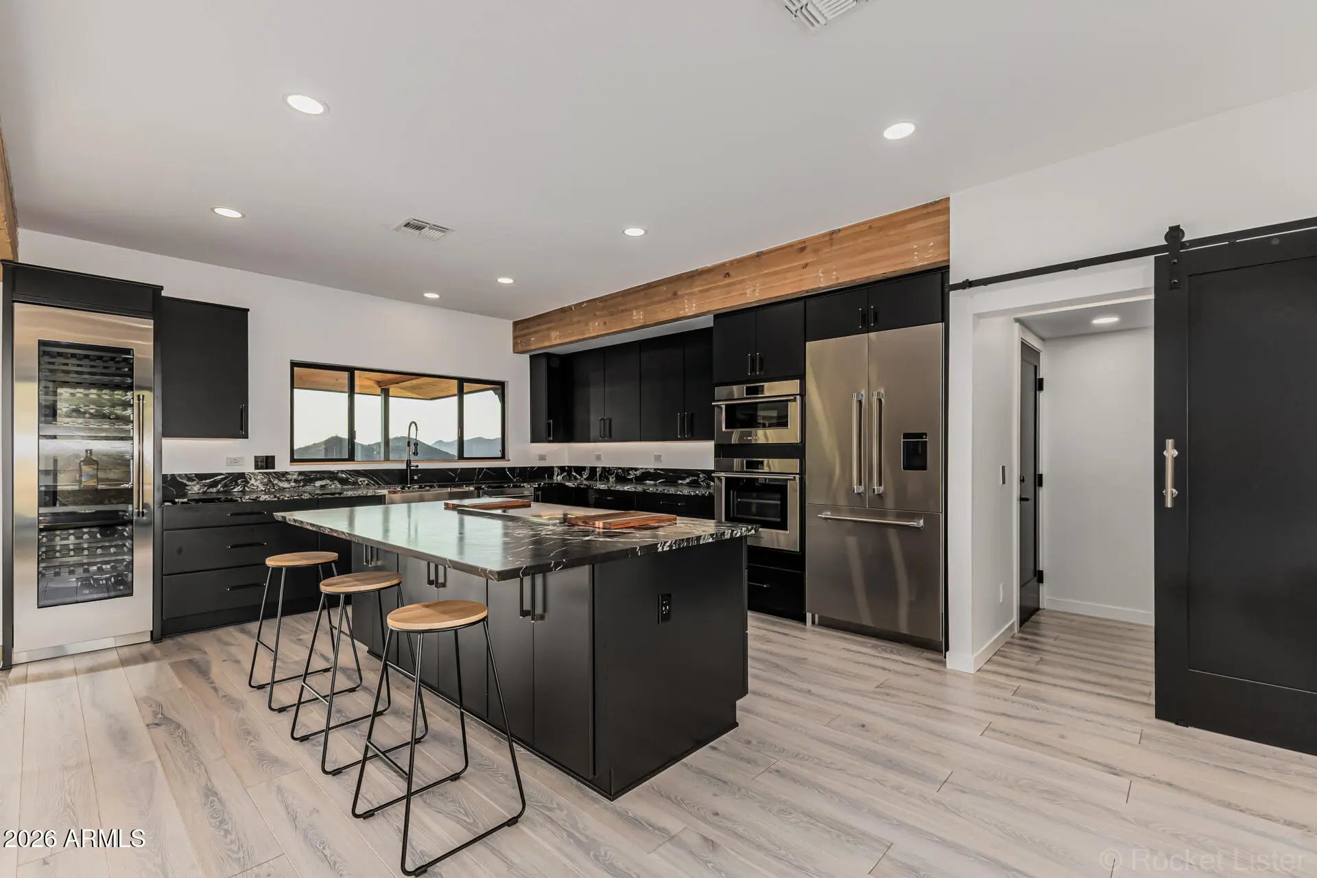 Photo of Listing #6997158