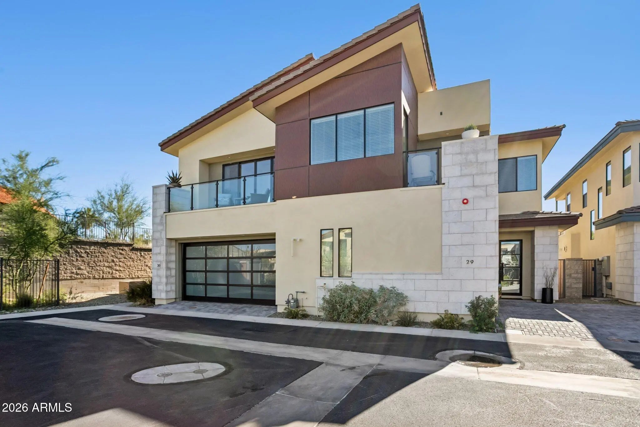 Photo of Listing #6992603