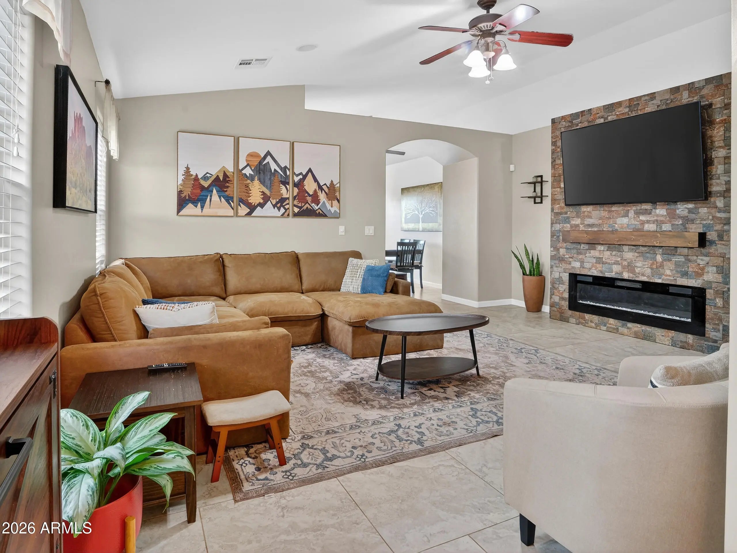 Photo of Listing #6992704