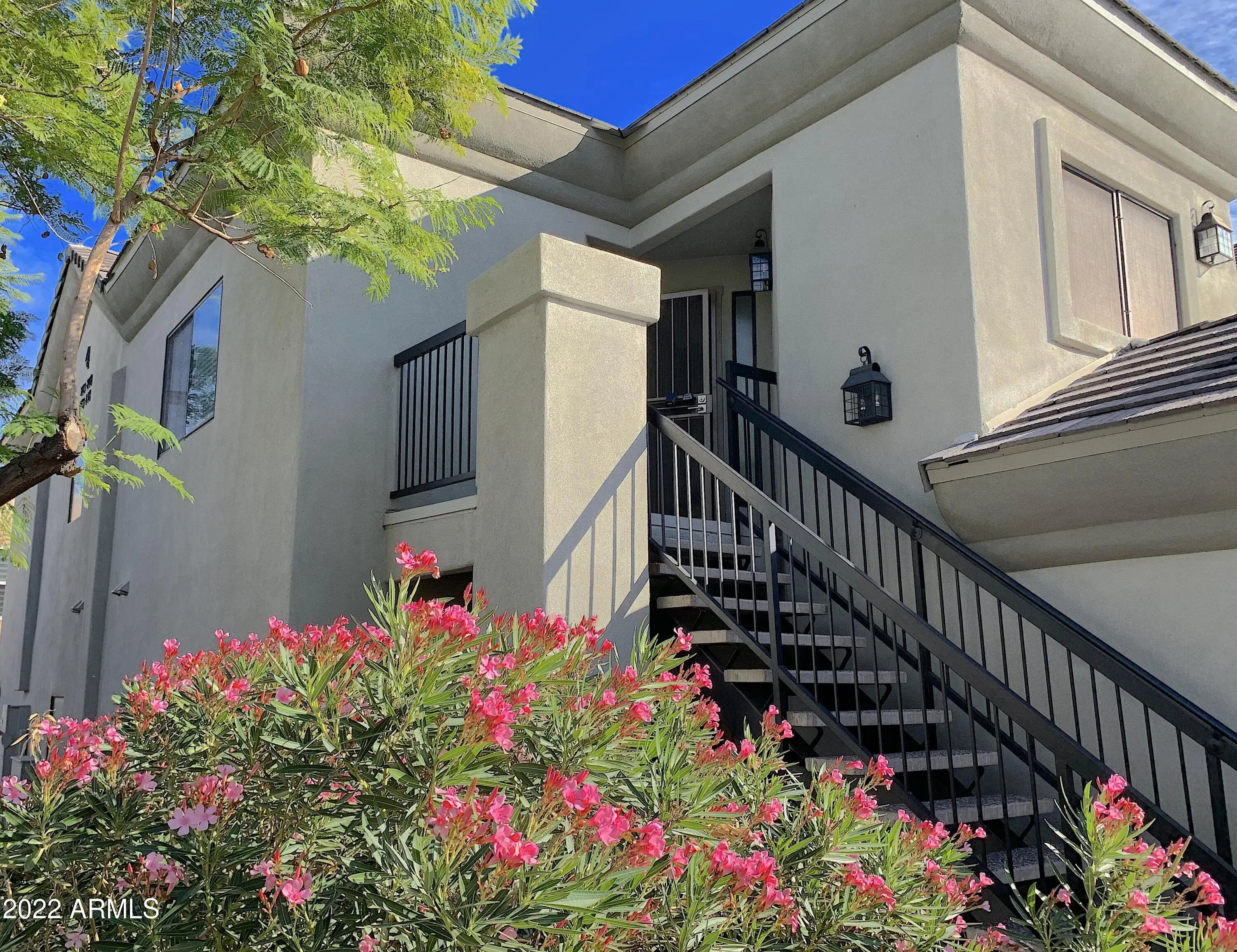 Photo of Listing #6992737