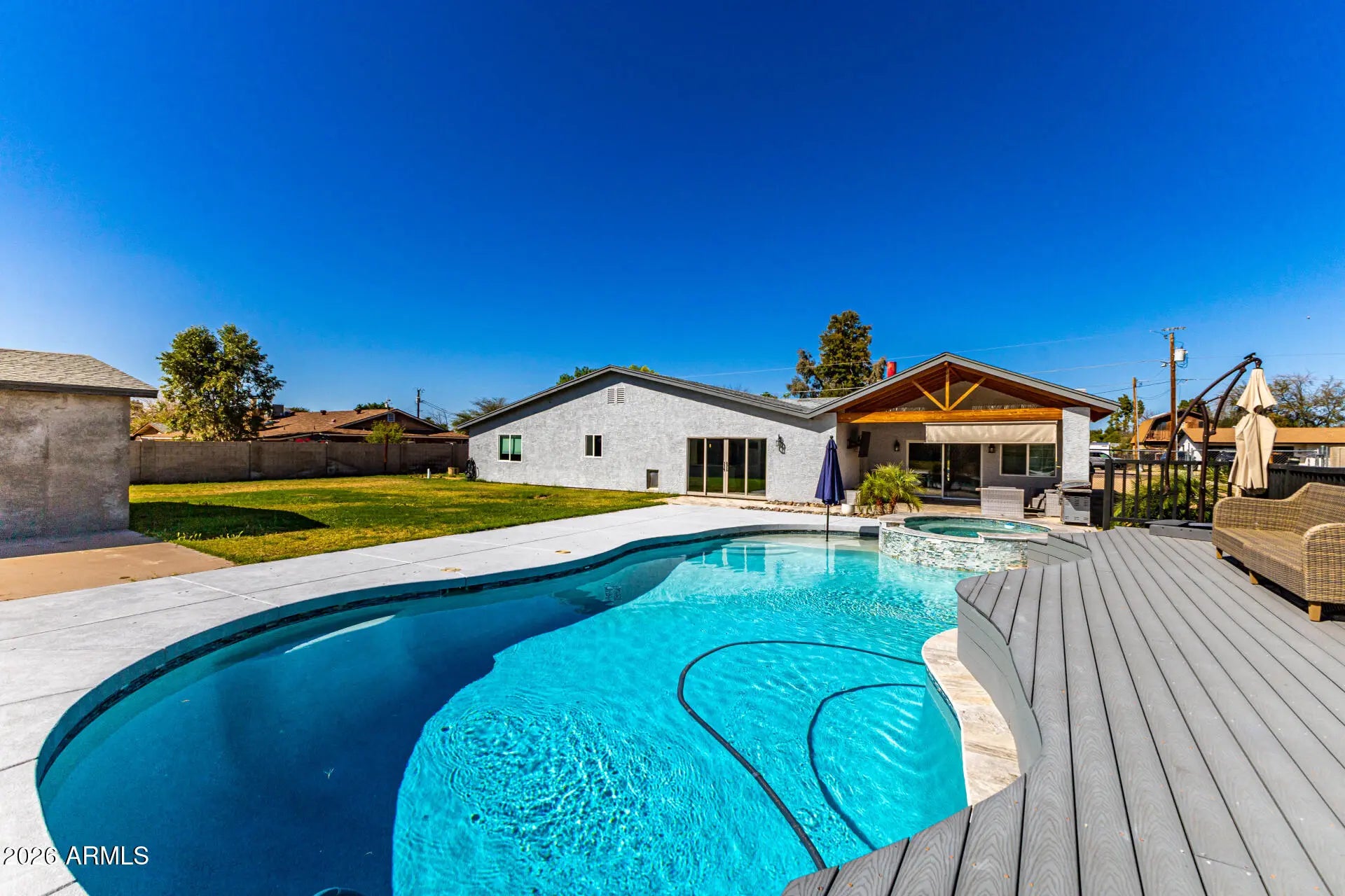 Photo of Listing #6994009