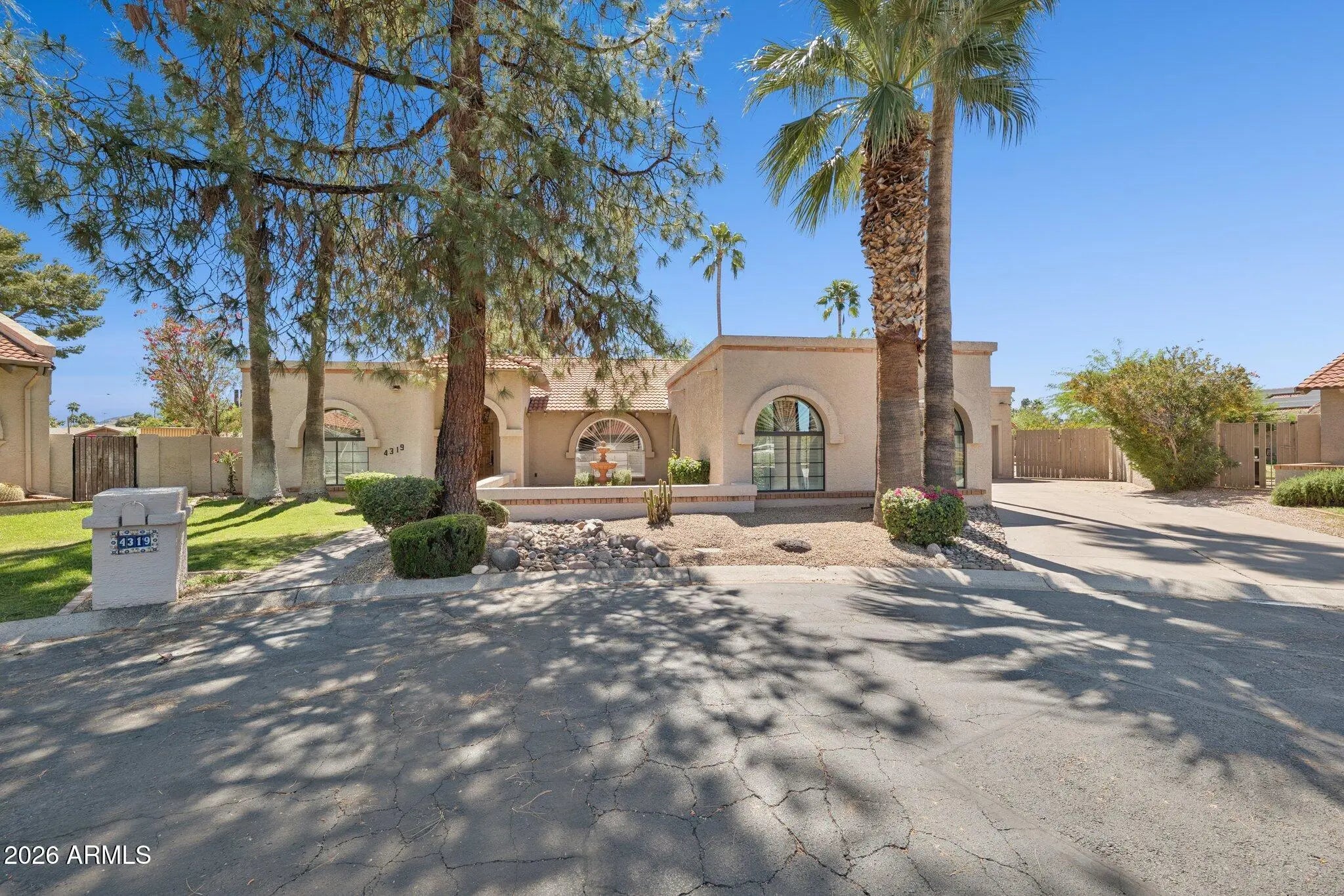 Photo of Listing #6993018