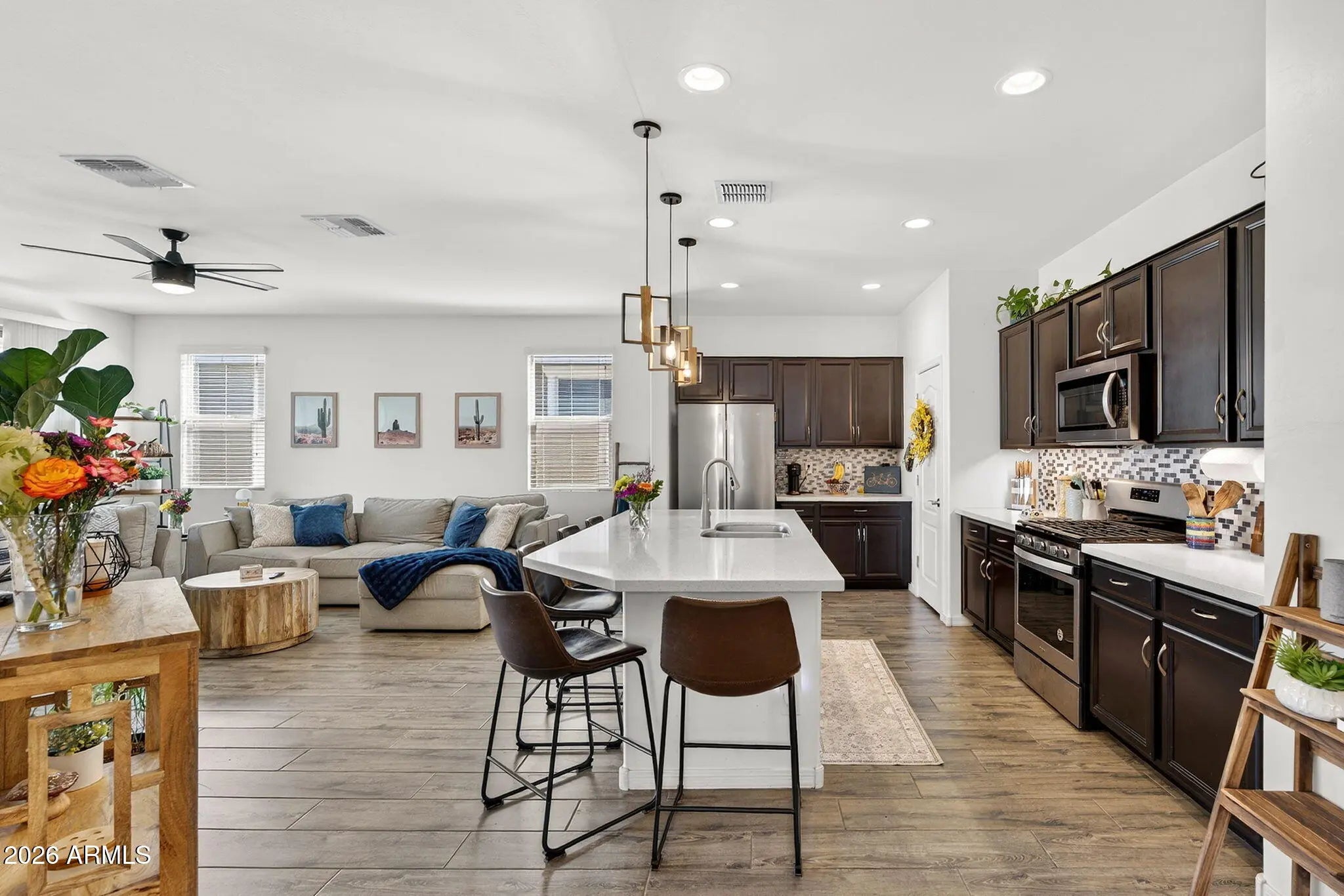 Photo of Listing #6996019