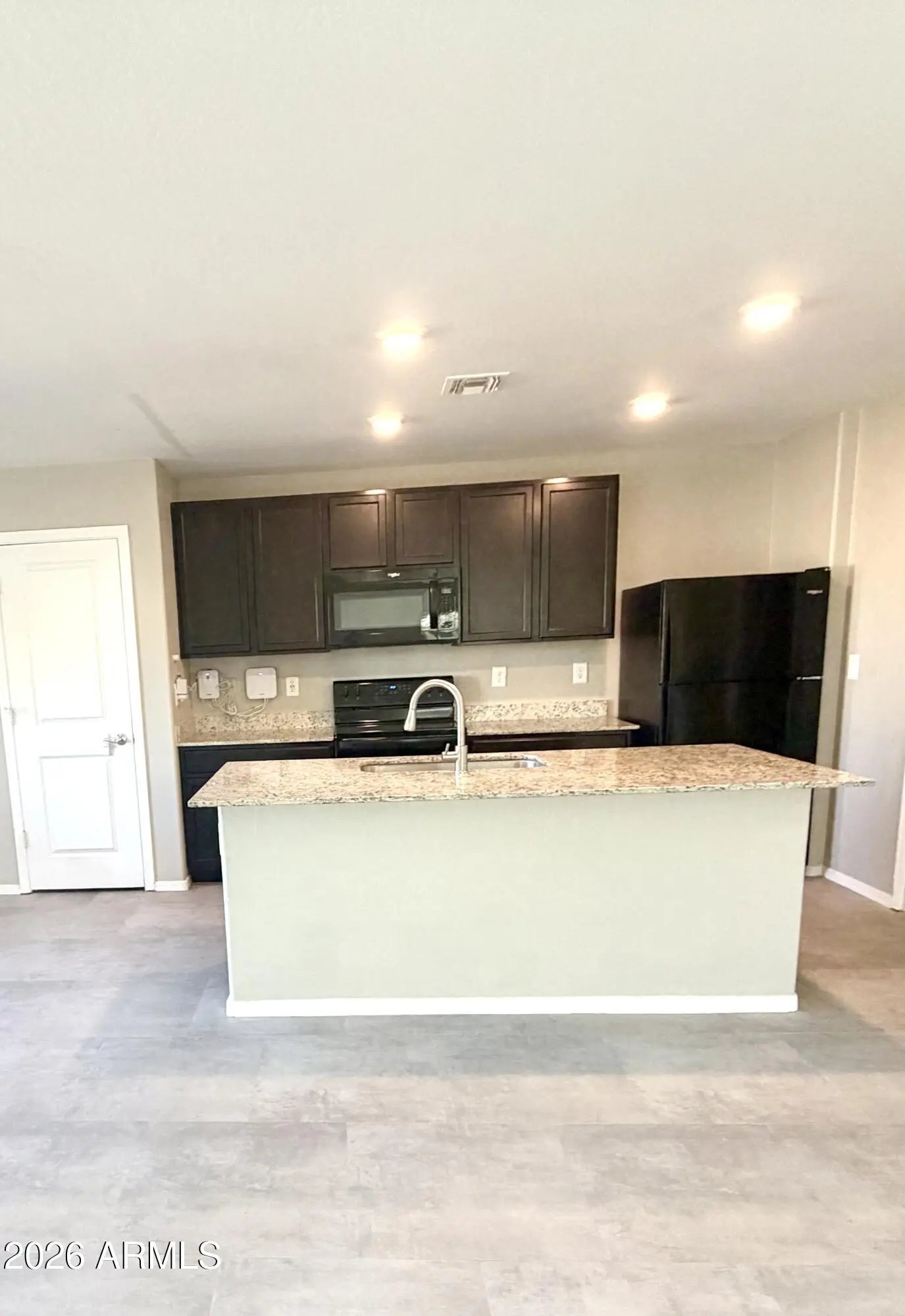 Photo of Listing #6993056