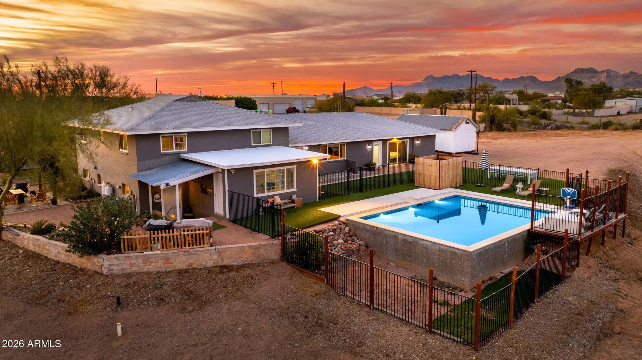 Photo of Listing #6993477