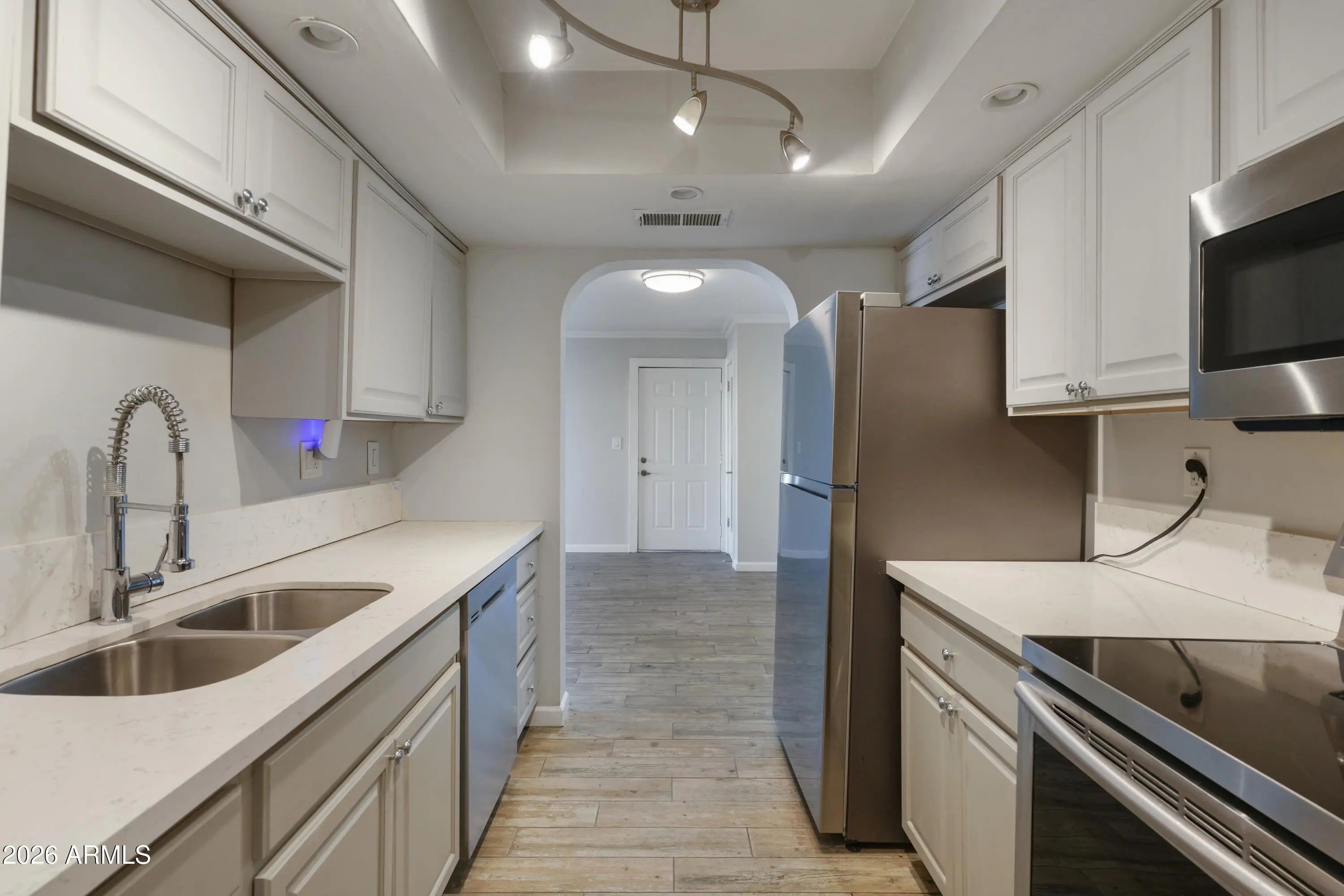 Photo of Listing #6994112