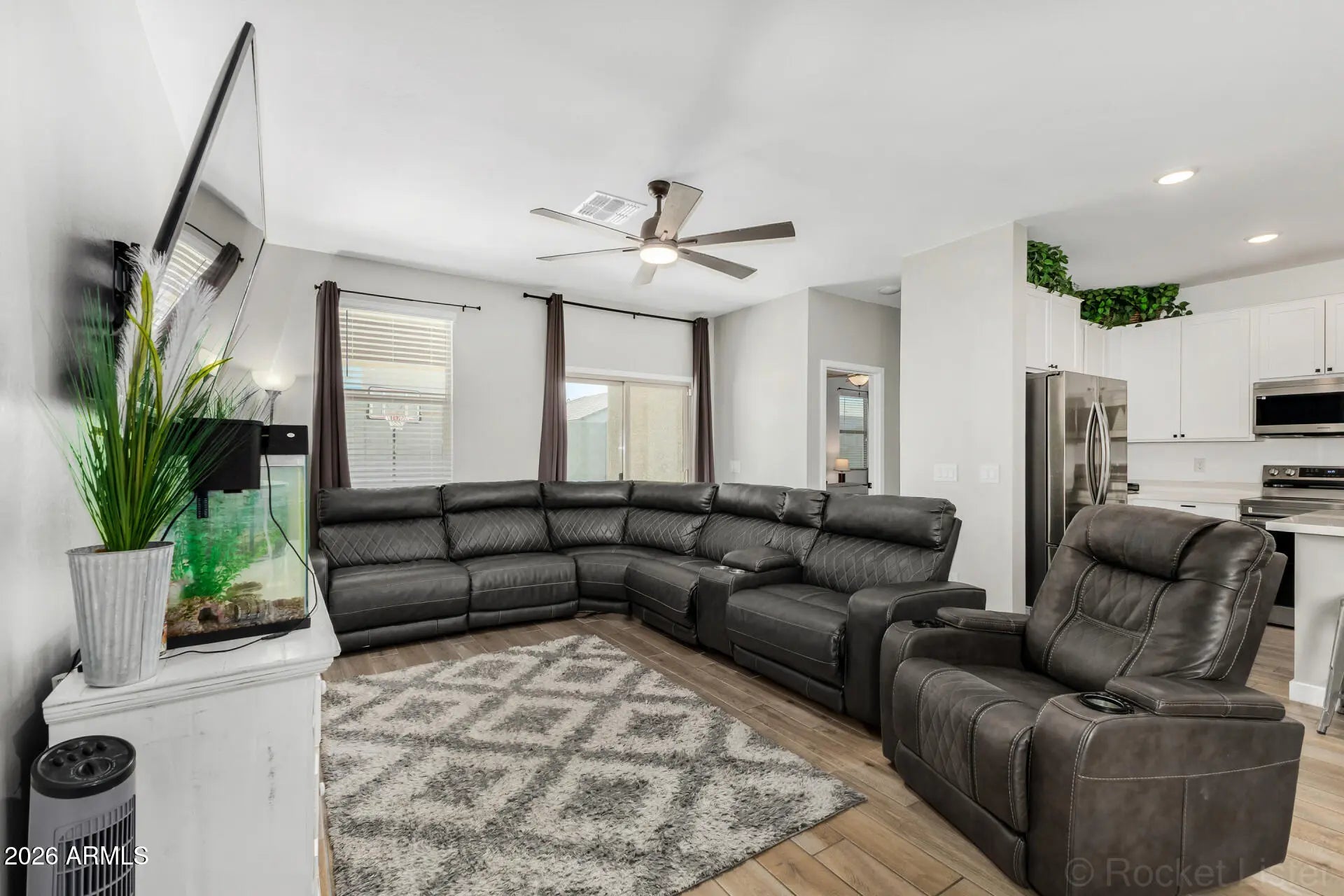 Photo of Listing #6997644