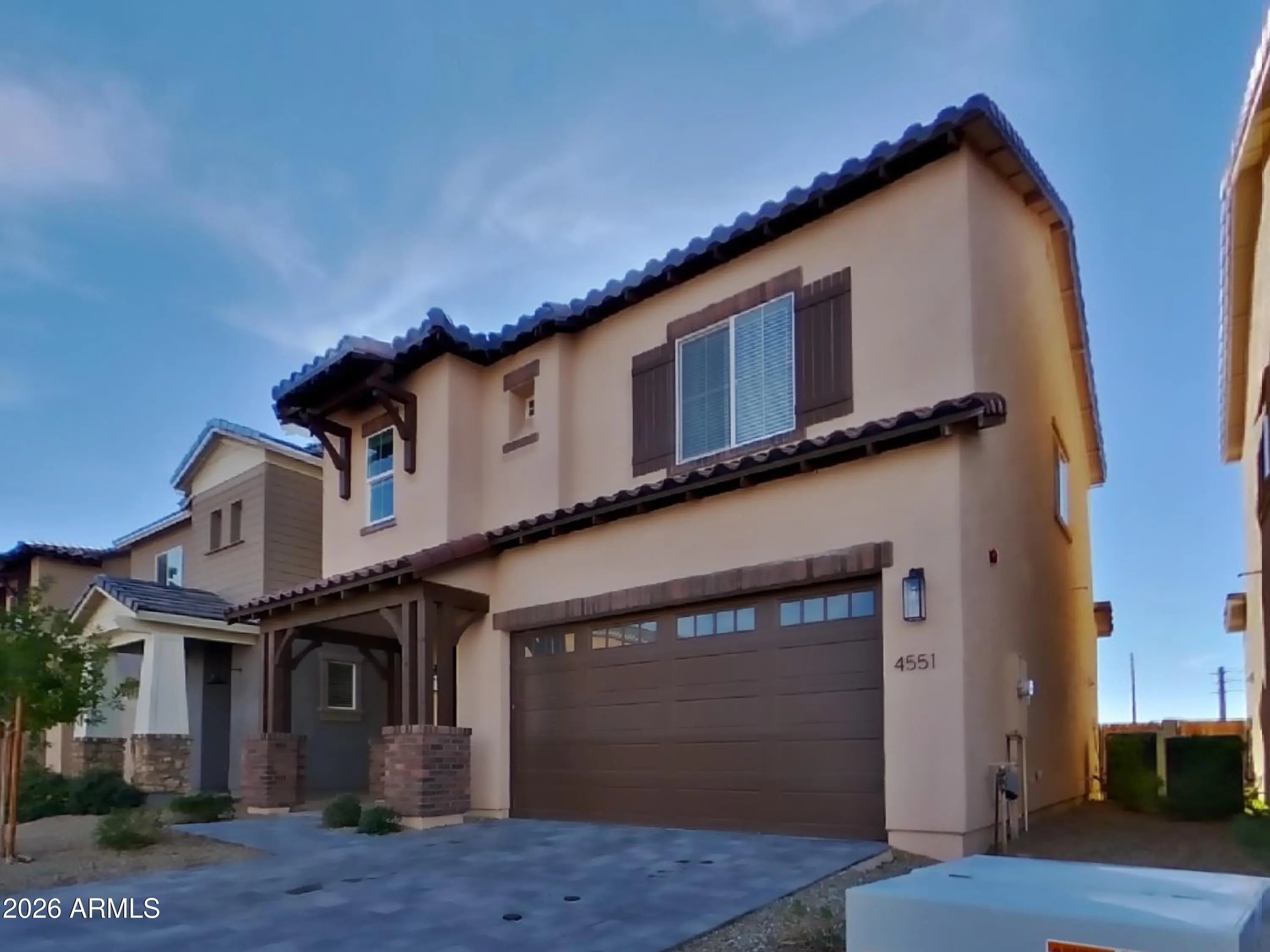 Photo of Listing #6993697