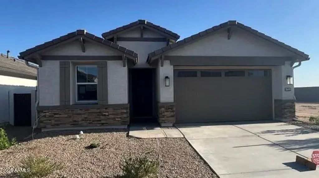 26449 W Crown King Road, Buckeye
