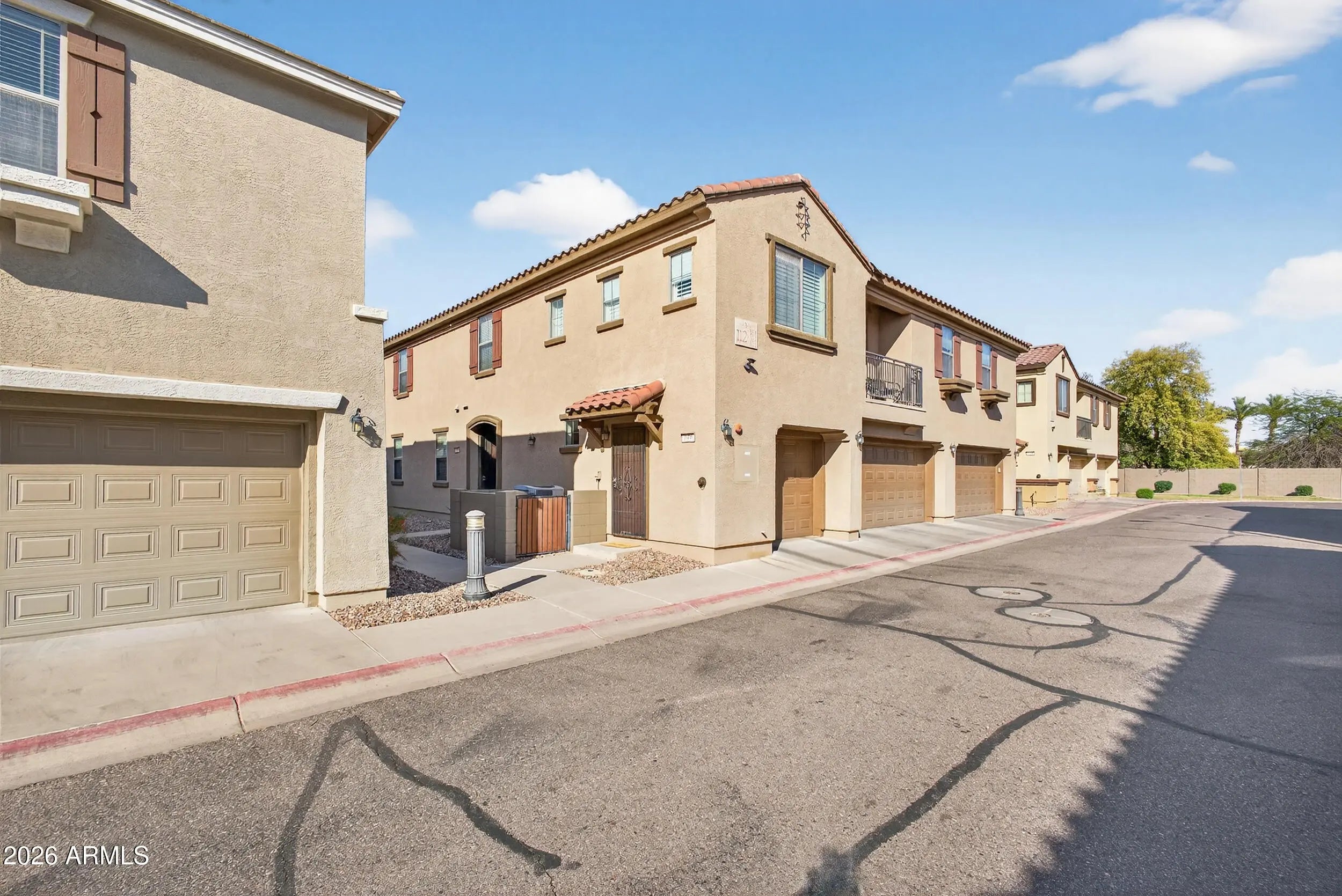 Photo of Listing #6998102