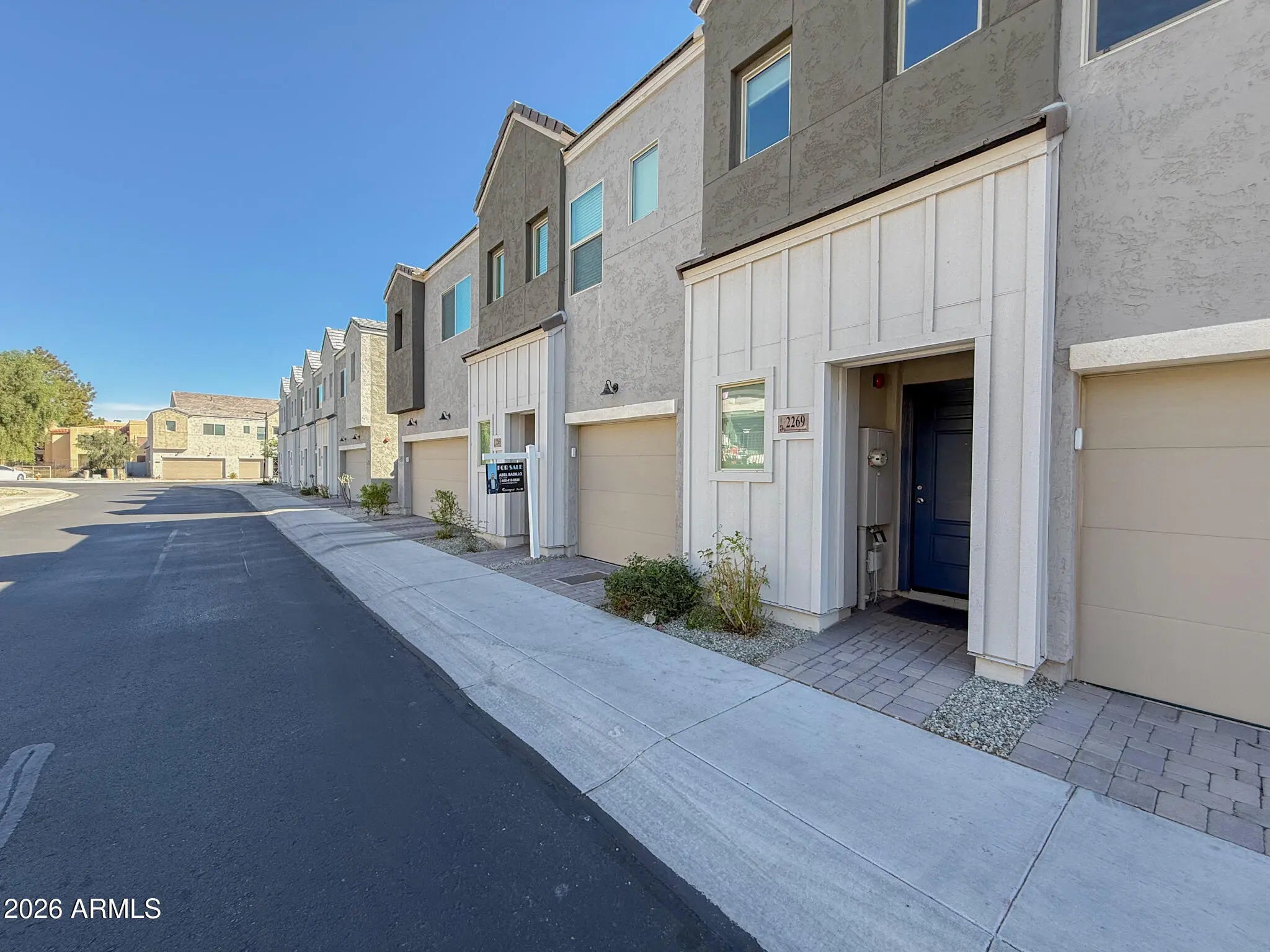 Photo of Listing #6993846