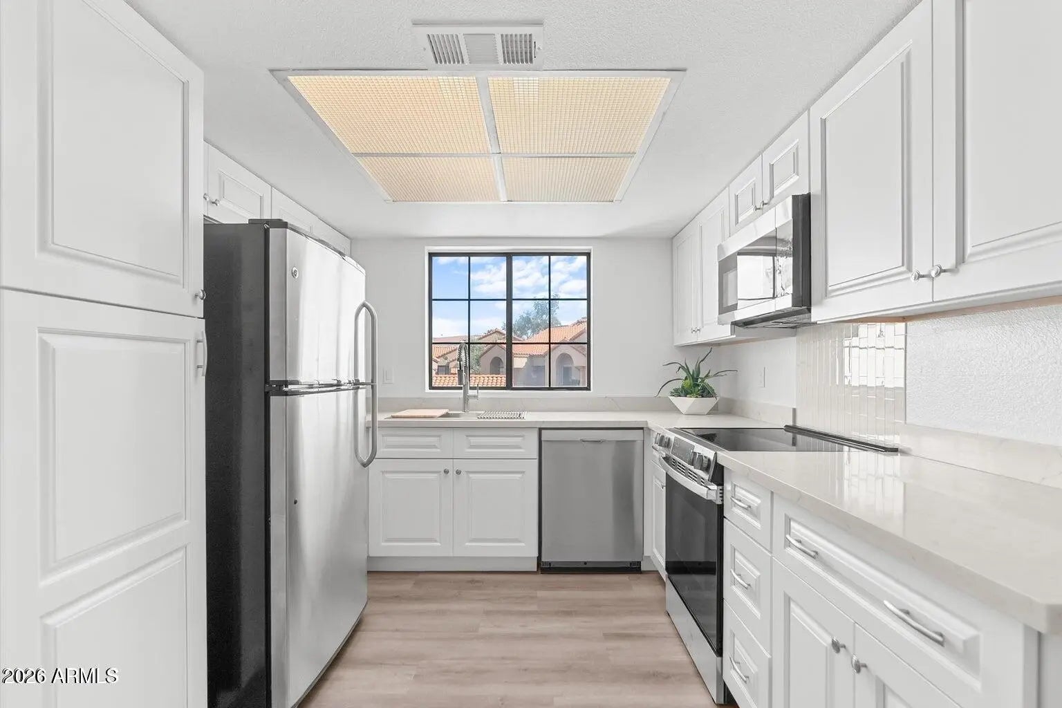 Photo of Listing #6993893