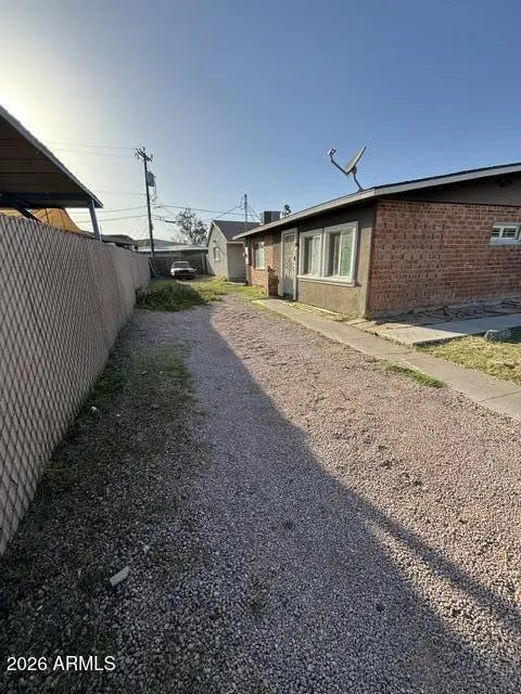 Photo of Listing #6994053