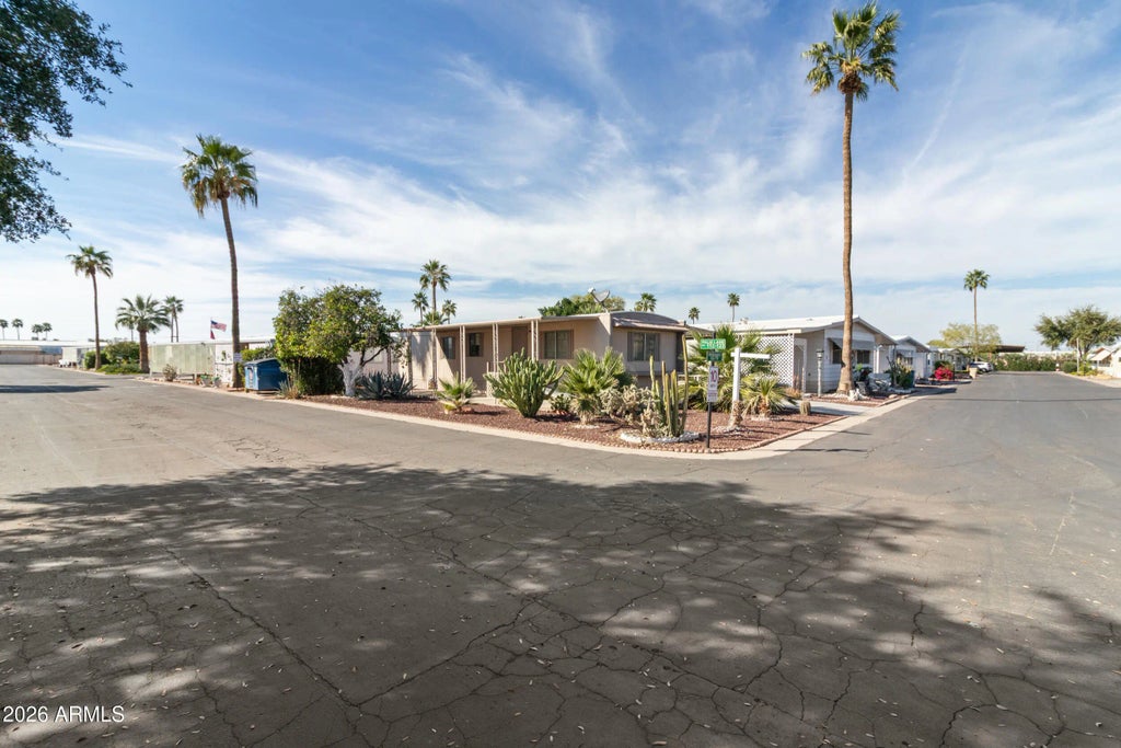 200 E Knox Road (unit 67), Chandler