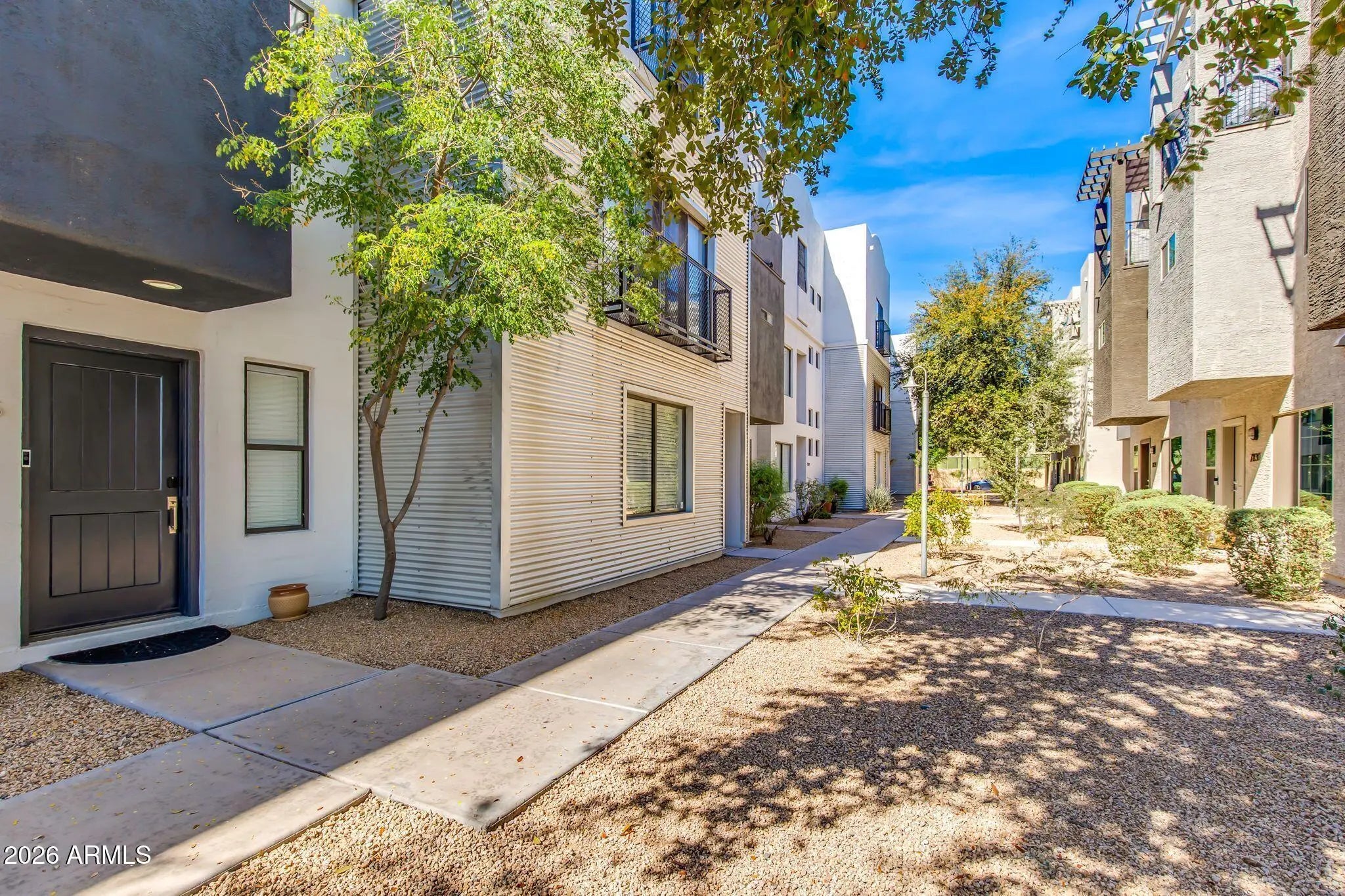 Photo of Listing #6993968