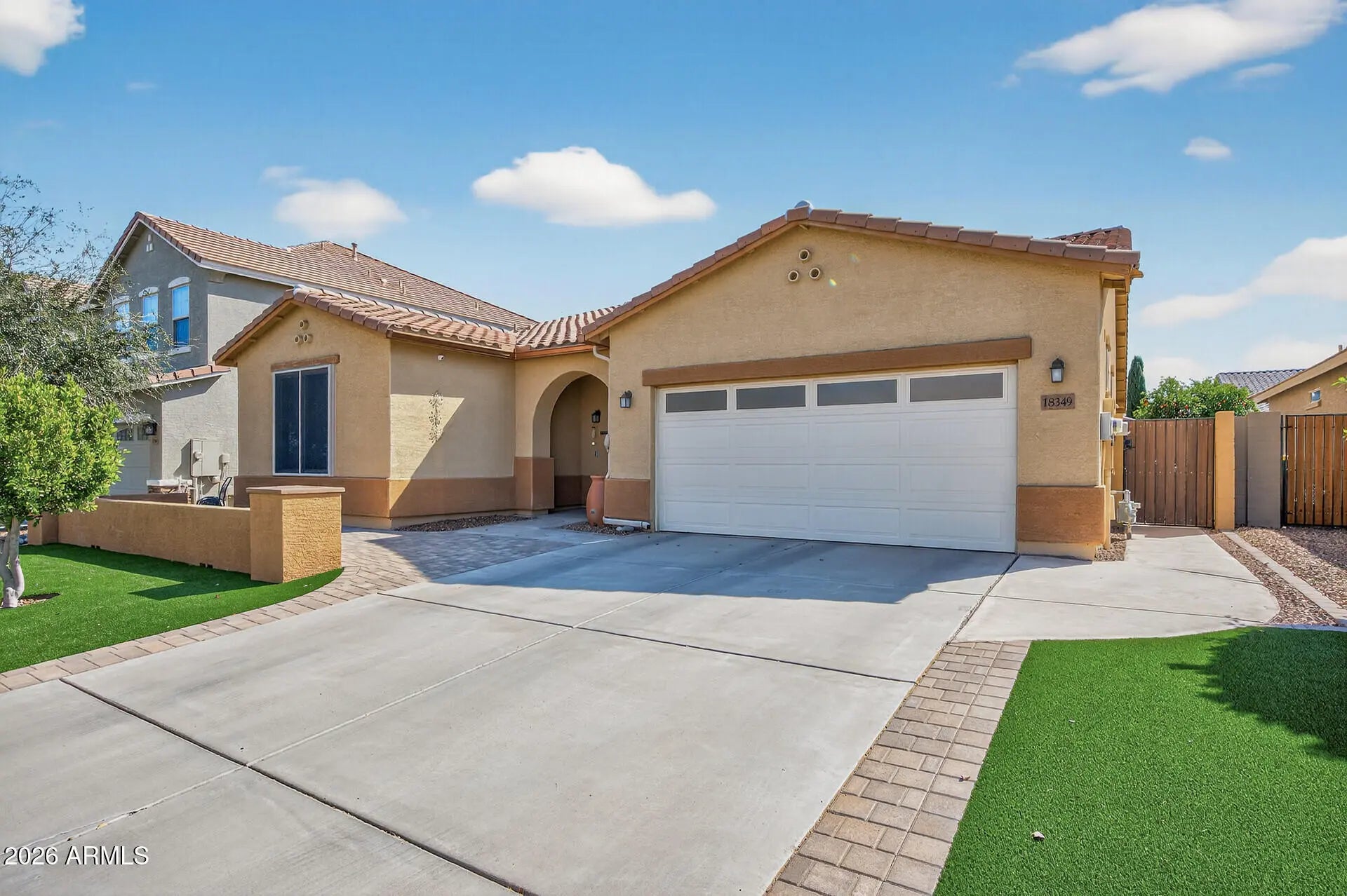 Photo of Listing #6994636