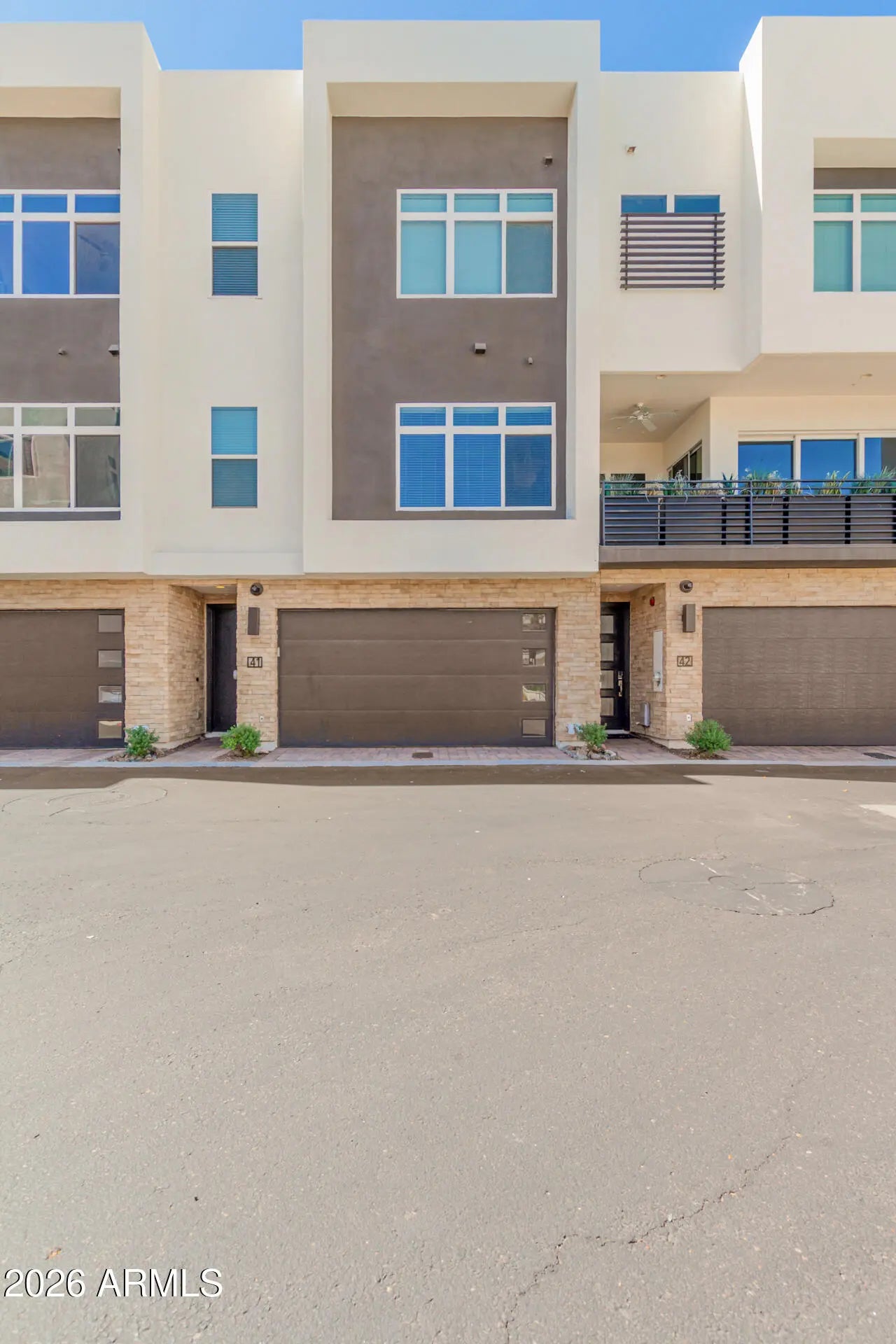 Photo of Listing #6994068