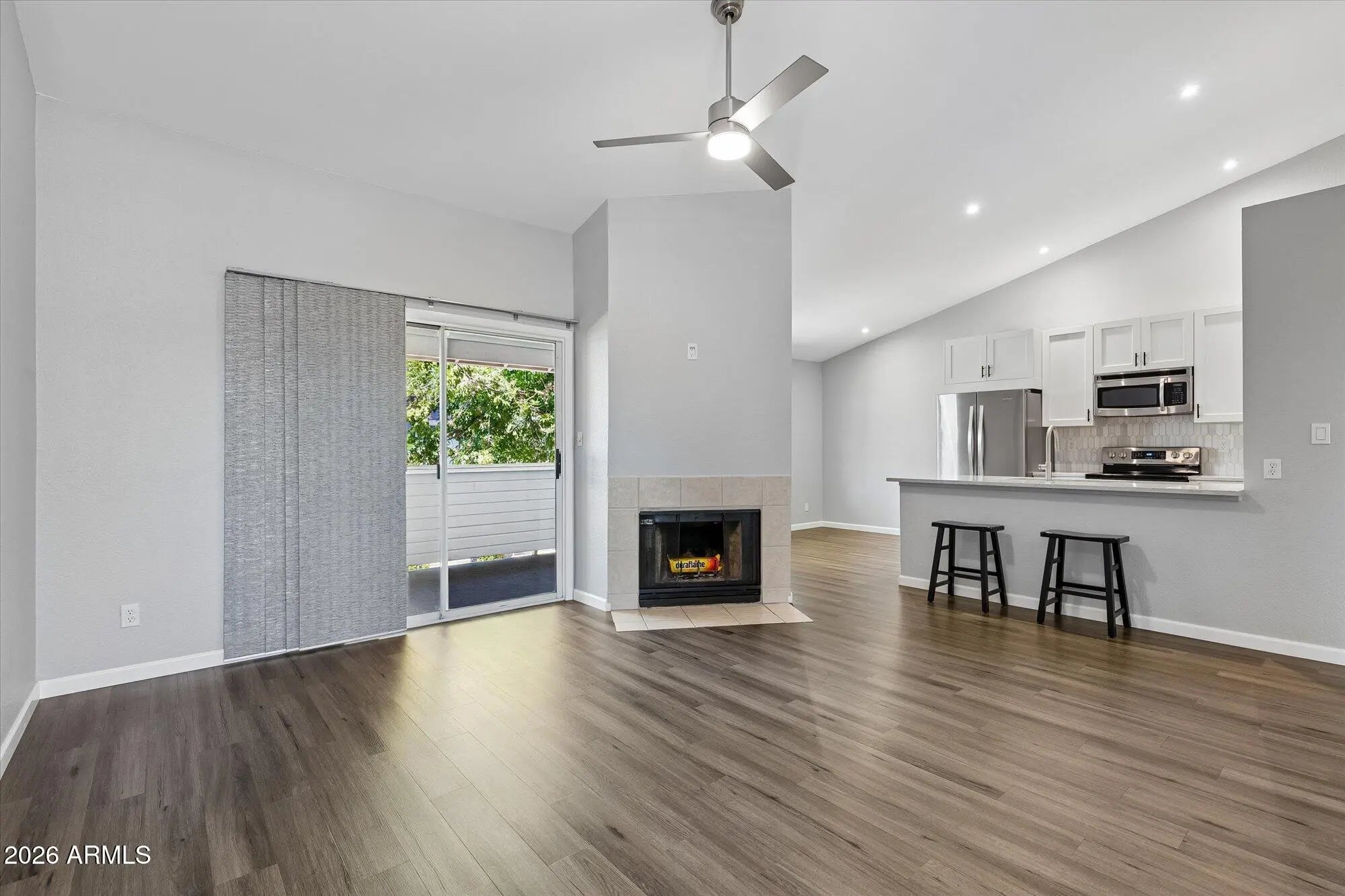 Photo of Listing #6994207