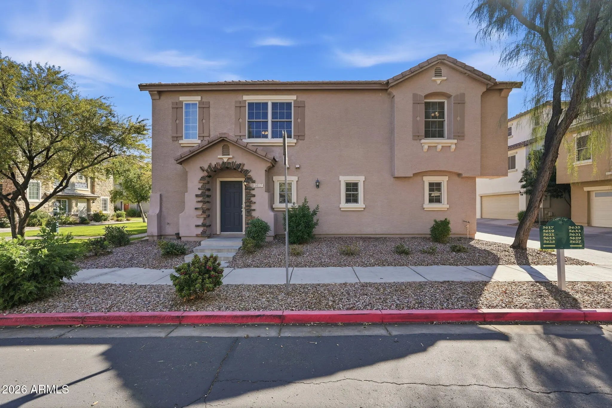 Photo of Listing #6994151