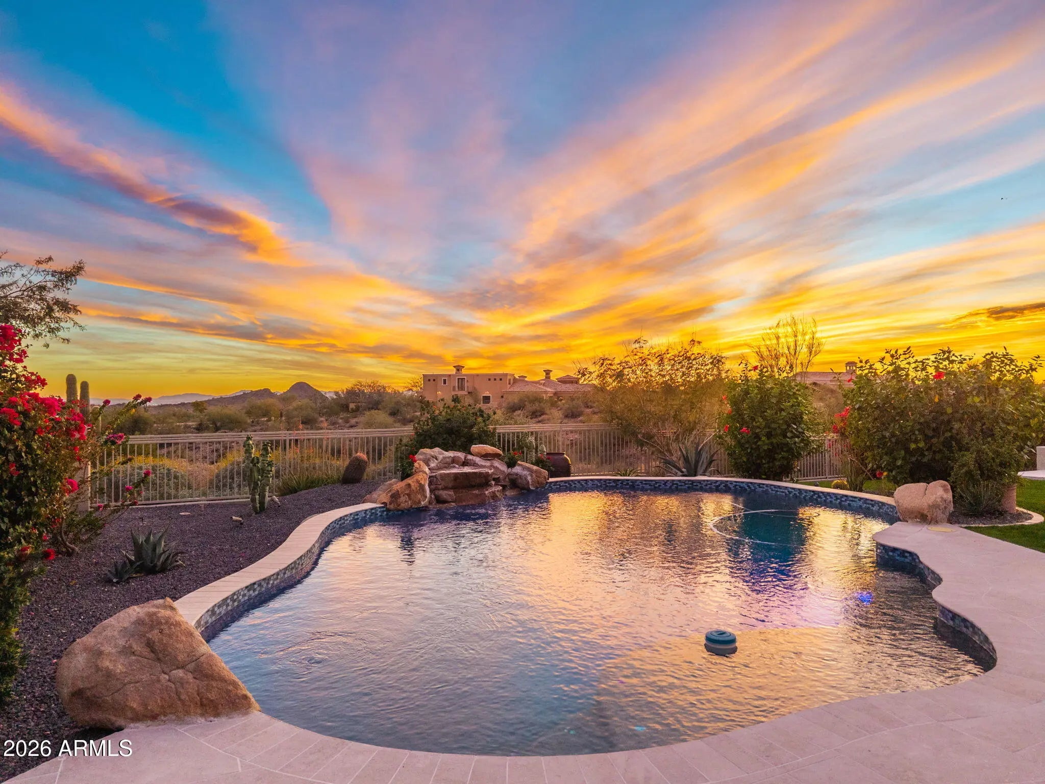 Photo of Listing #6996902