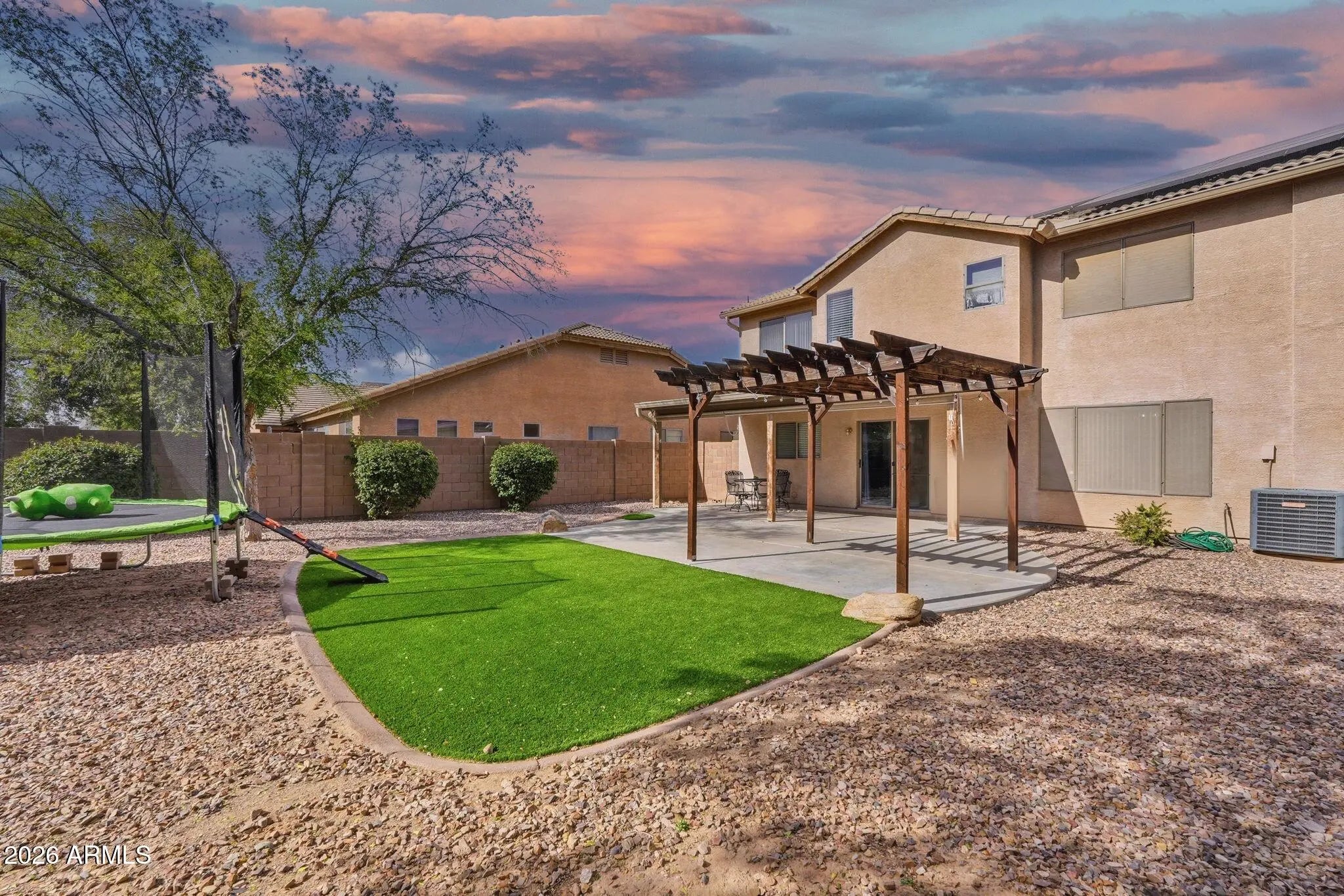 Photo of Listing #6994205