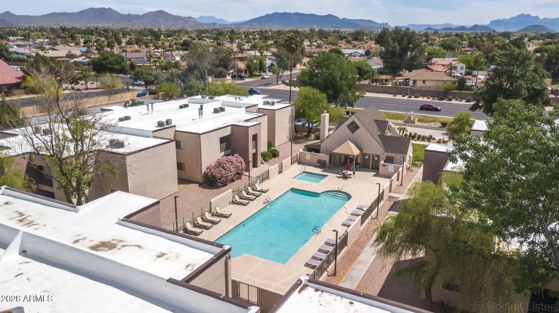 Photo of Listing #6994807