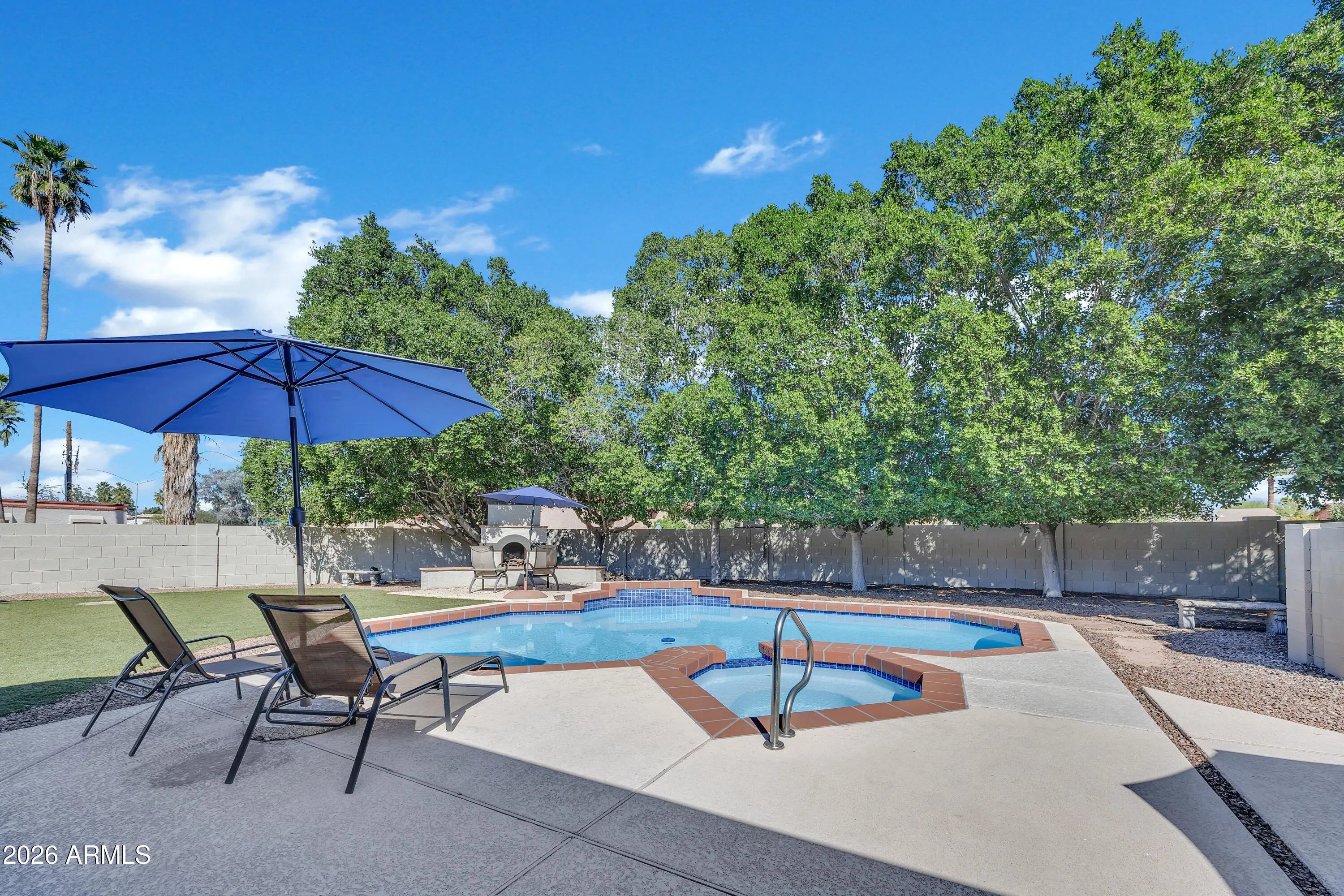 Photo of Listing #6994333