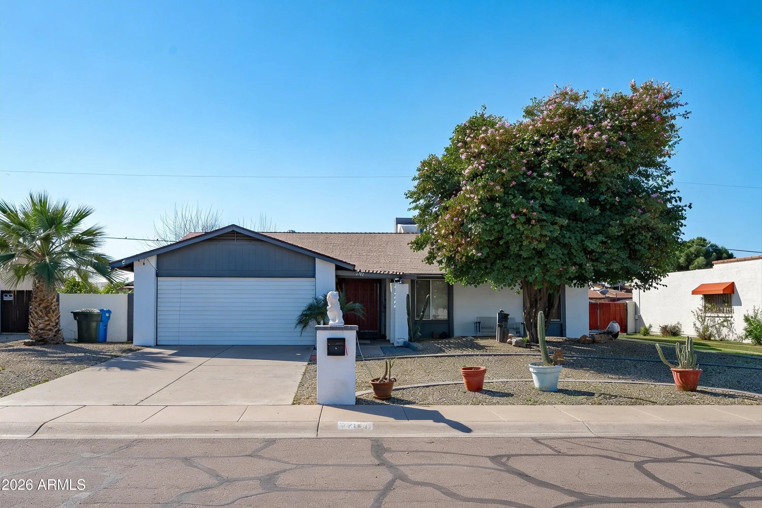 Photo of Listing #6994349