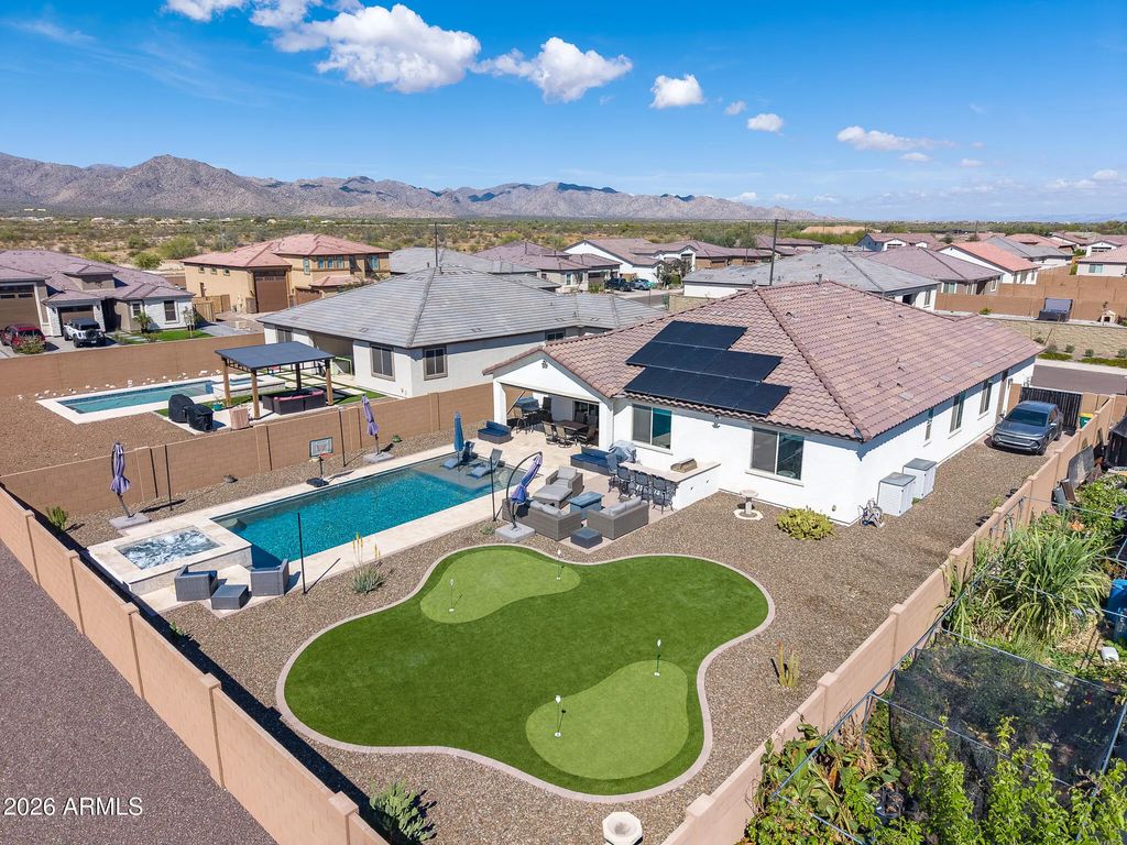 18625 W Seldon Lane, Waddell