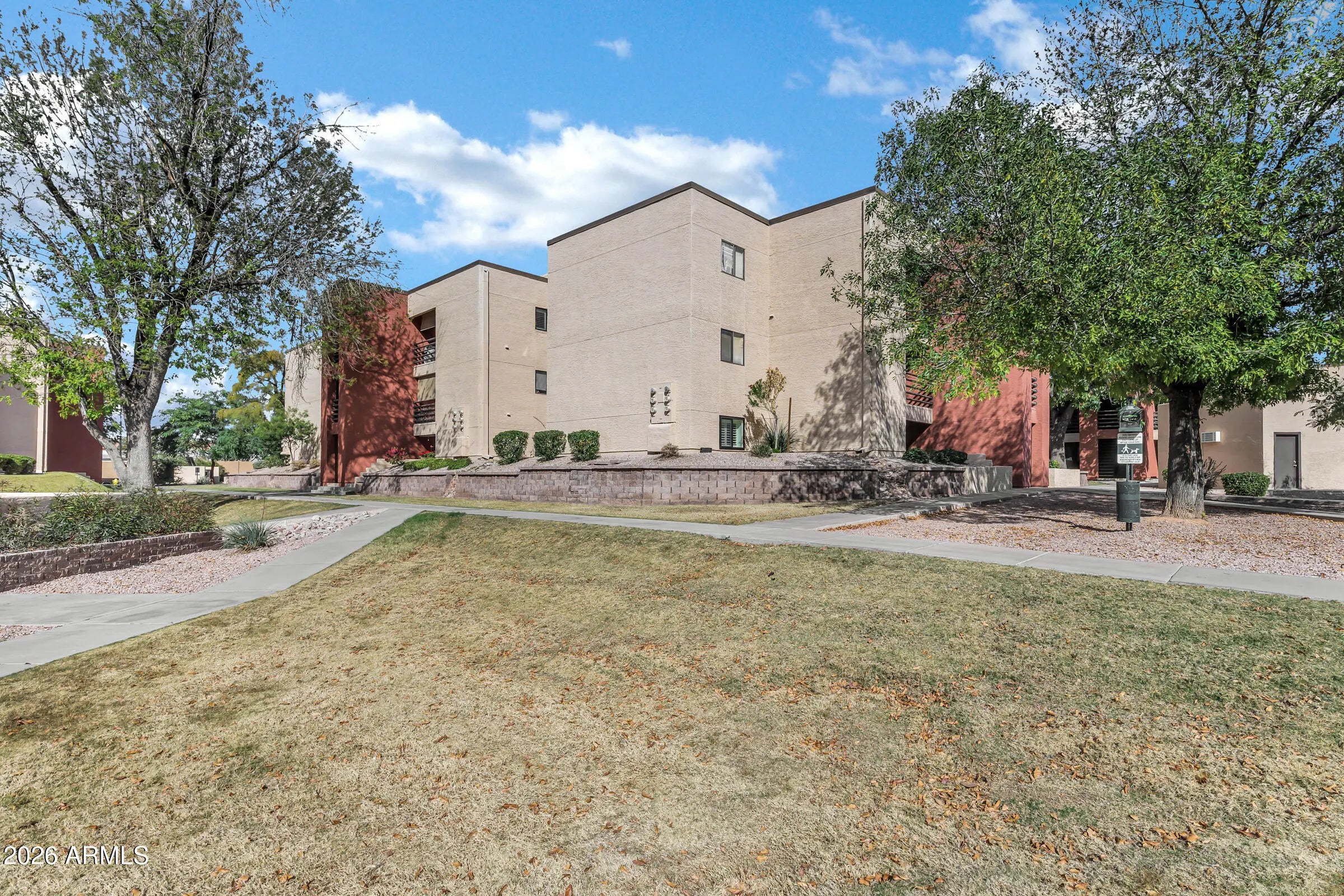 Photo of Listing #6994385