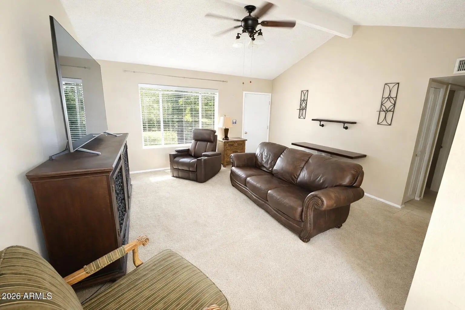 Photo of Listing #6994389