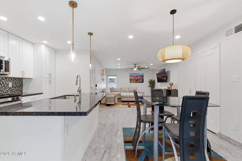 4950 N Miller Road (unit 100), Scottsdale