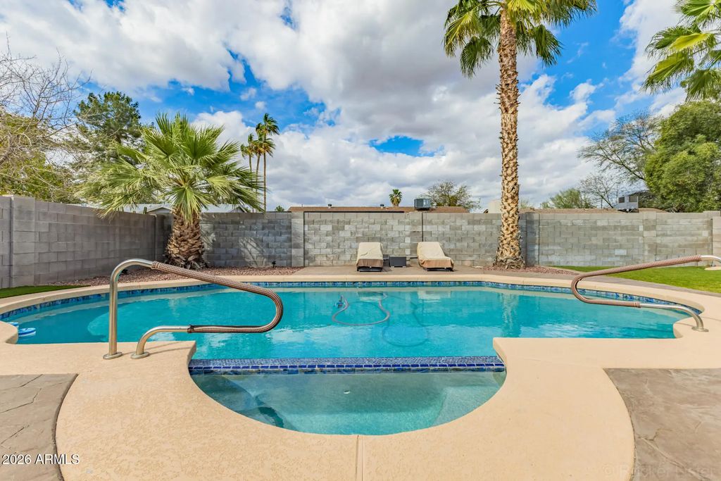 3932 E Surrey Avenue, Phoenix