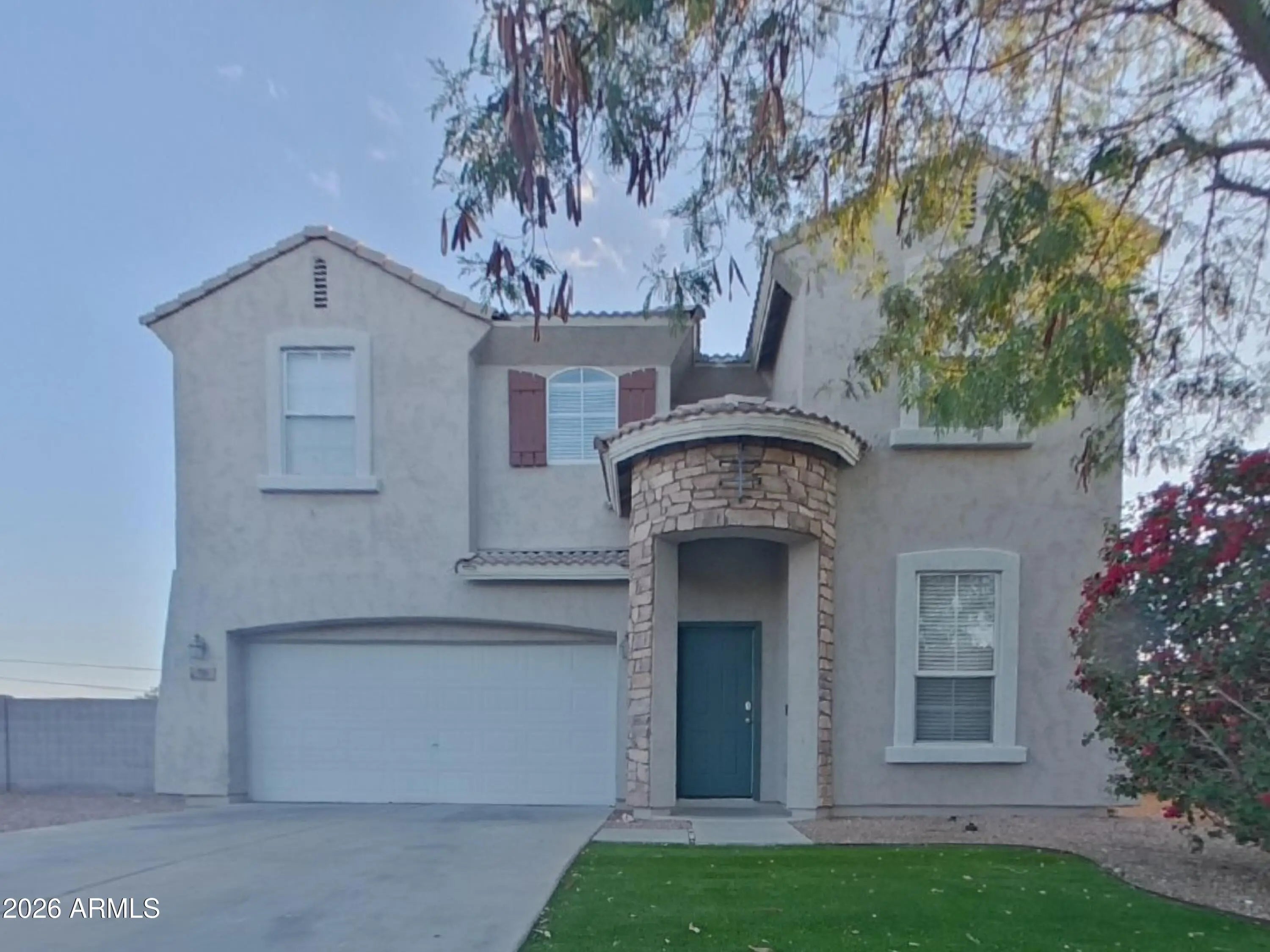 Photo of Listing #6996336