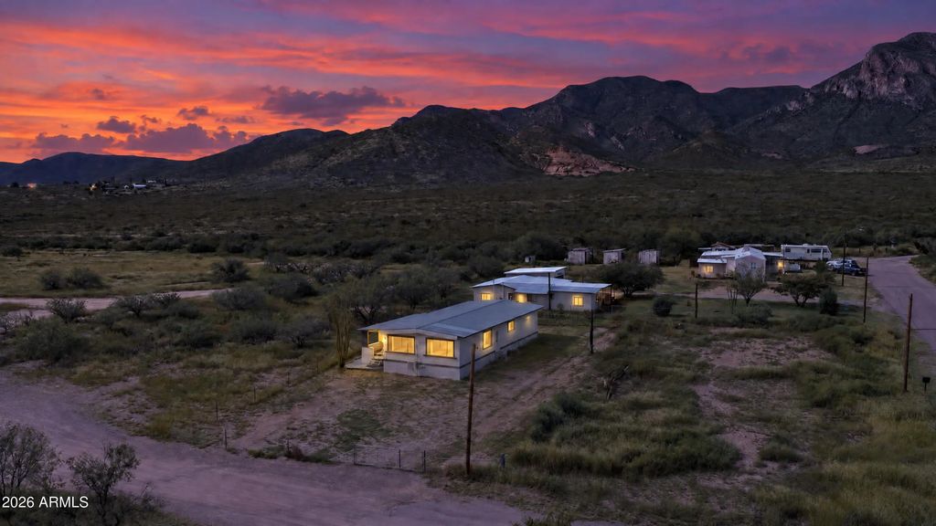 907 Headstart Way, Bisbee