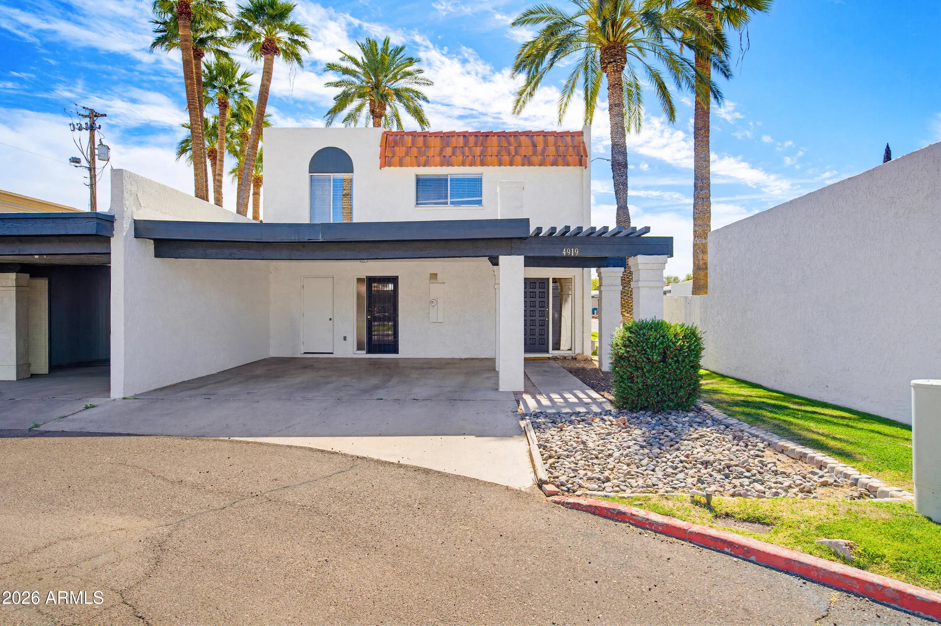 Photo of Listing #6995224