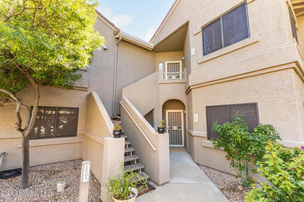 15225 N 100th Street (unit 2201), Scottsdale