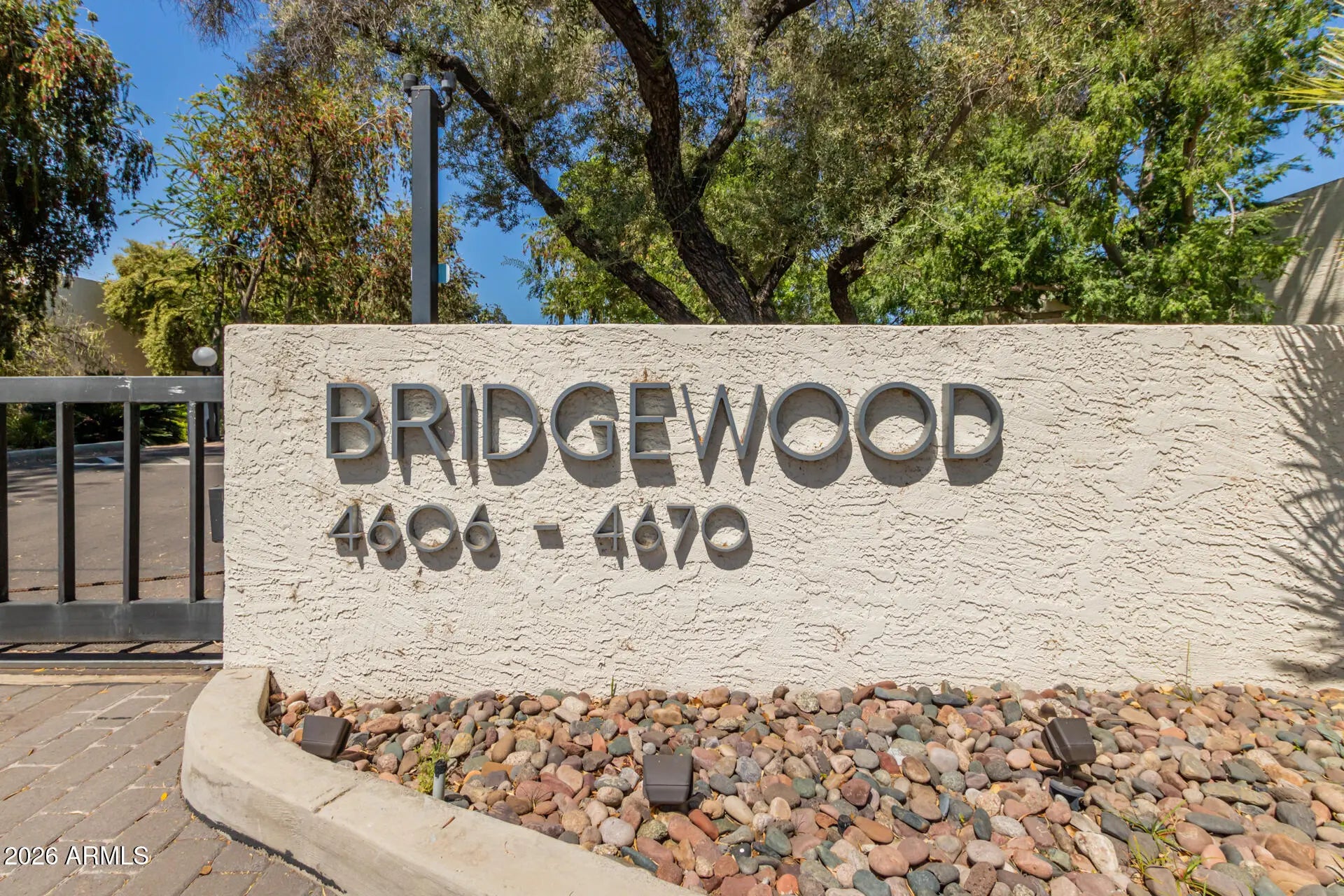 Photo of Listing #6995997