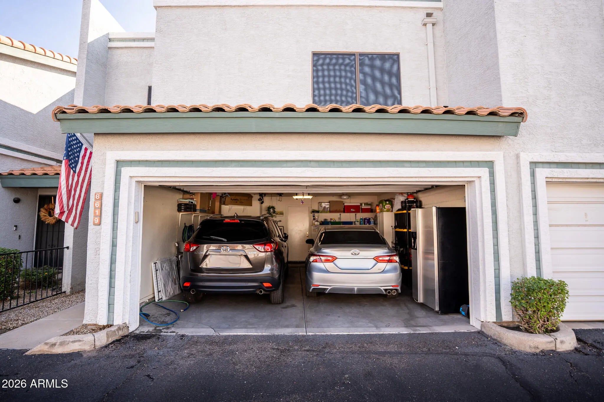 Photo of Listing #6995077